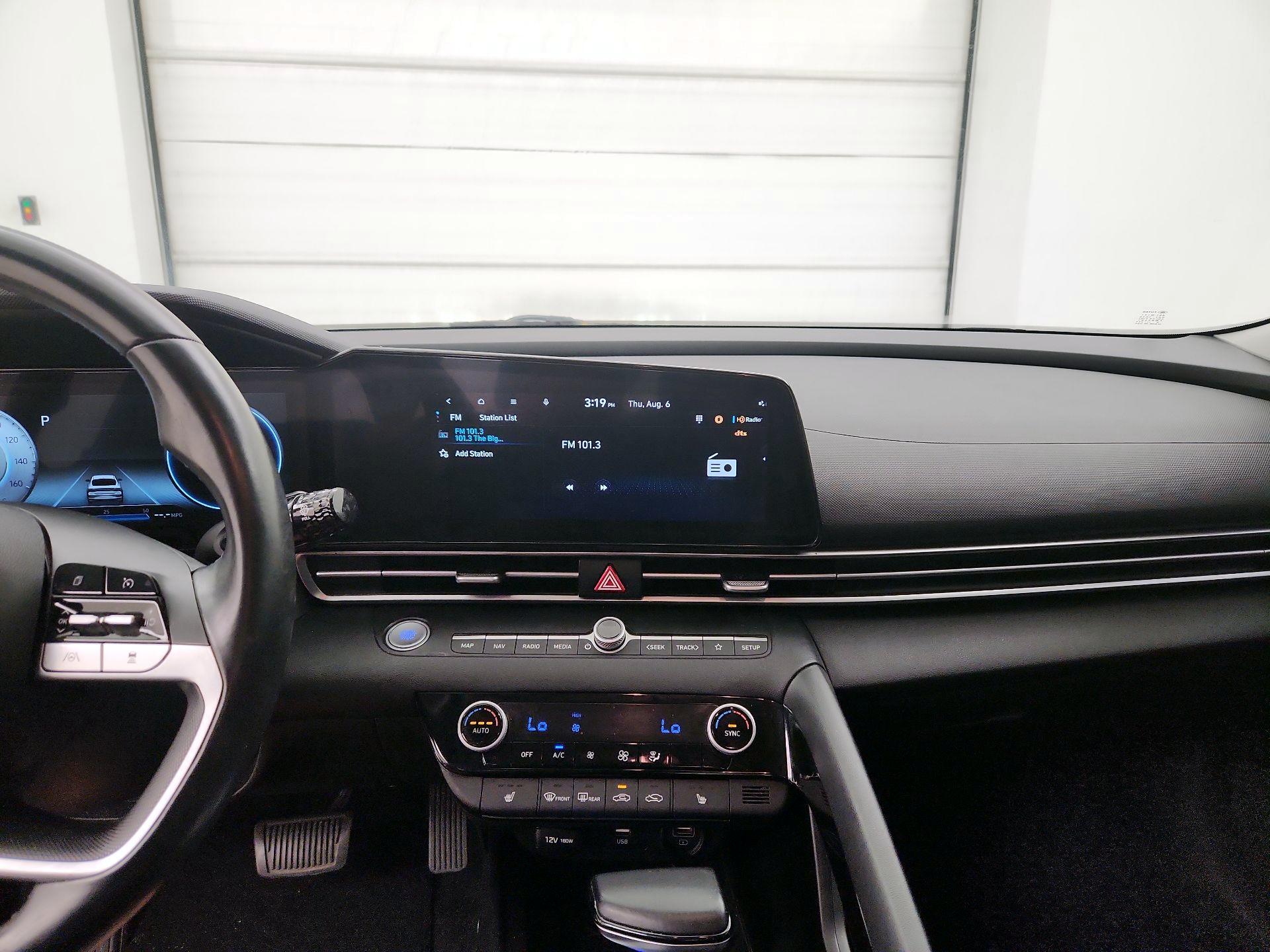 Thumbnail: 2023 Hyundai Elantra - 9