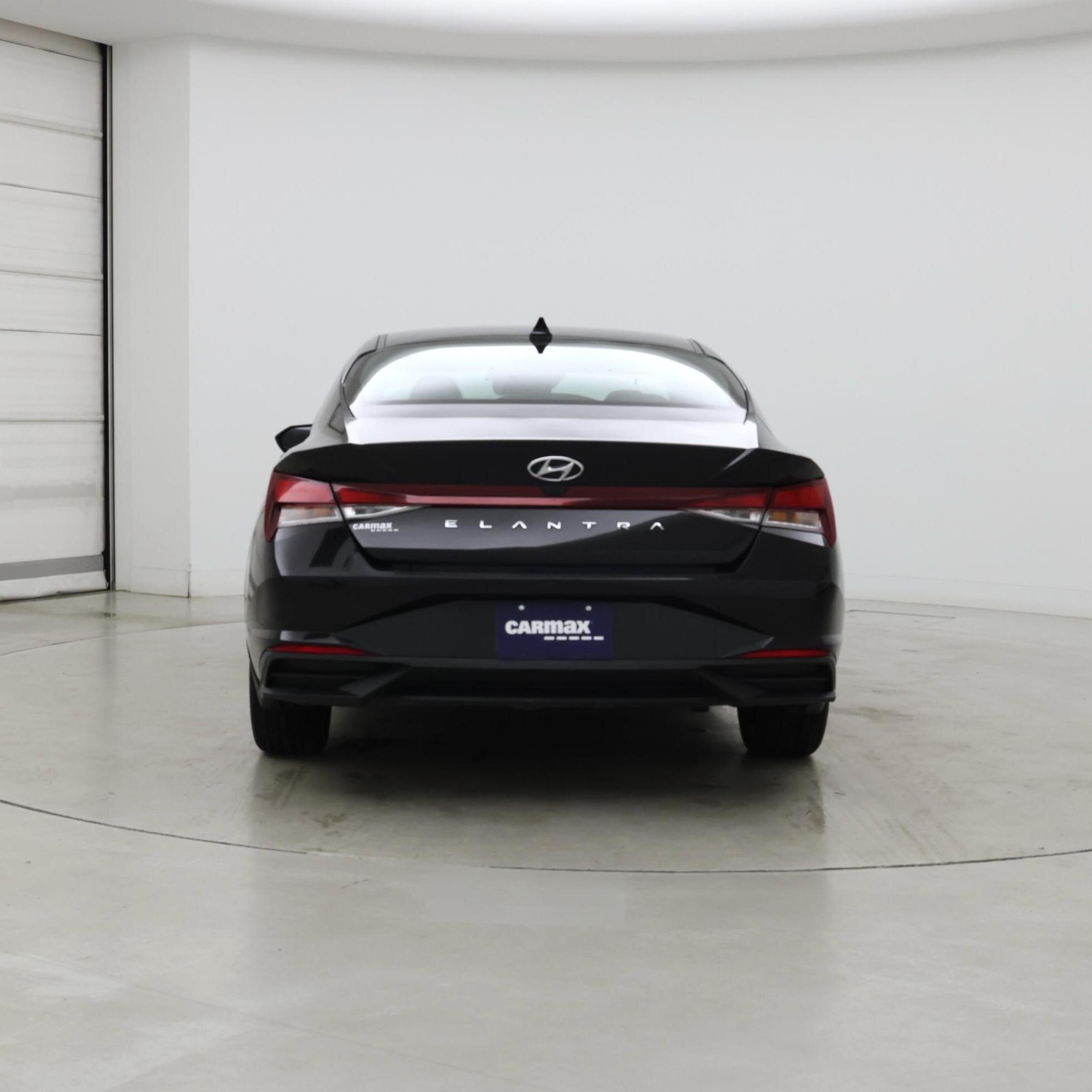 Thumbnail: 2023 Hyundai Elantra - 6