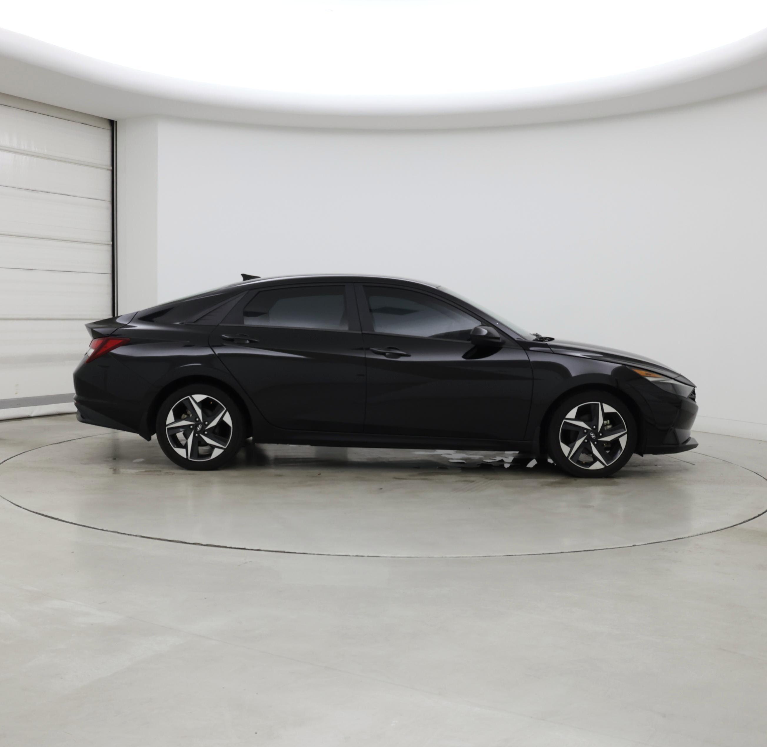 Thumbnail: 2023 Hyundai Elantra - 7