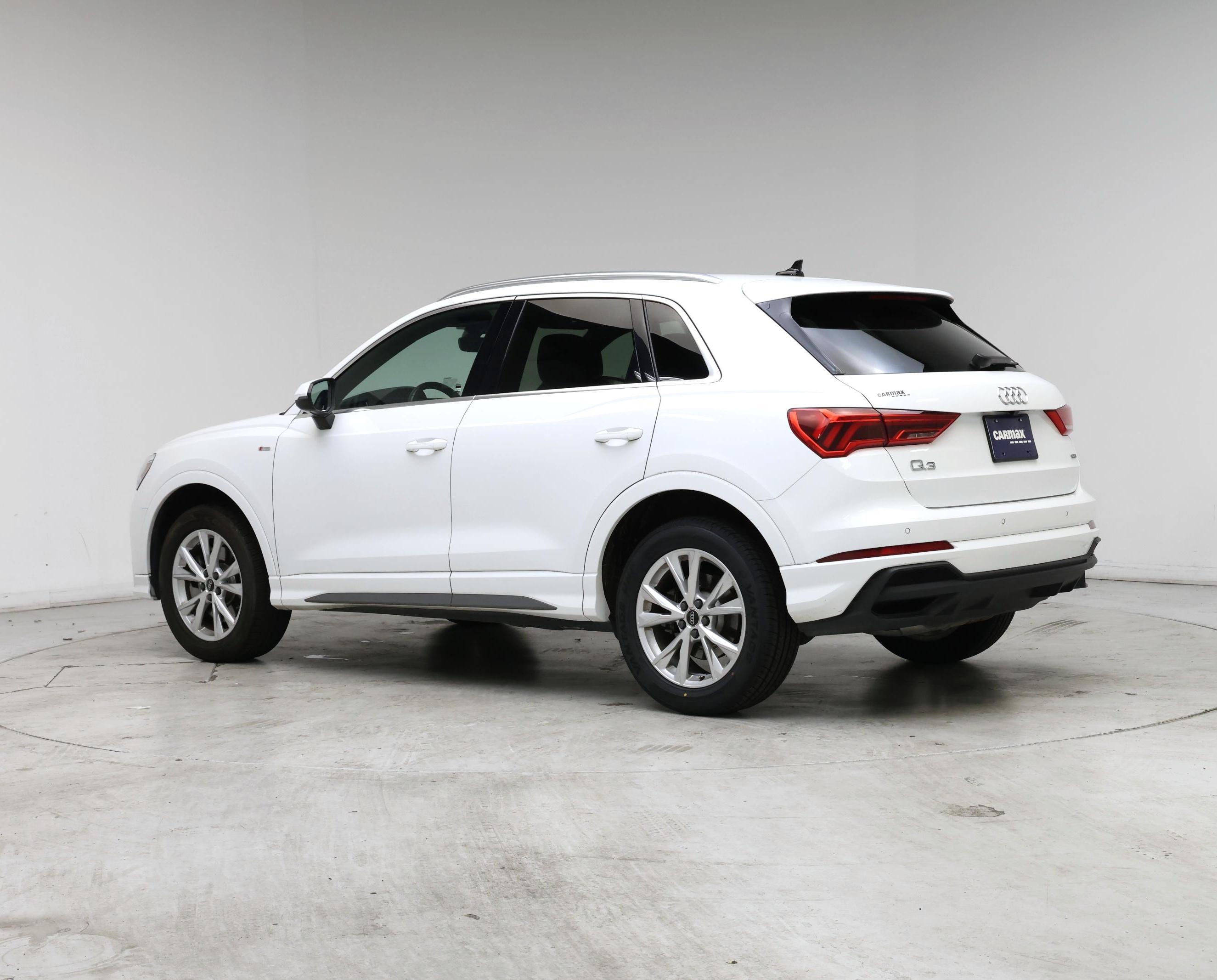 Thumbnail: 2024 Audi Q3 - 2