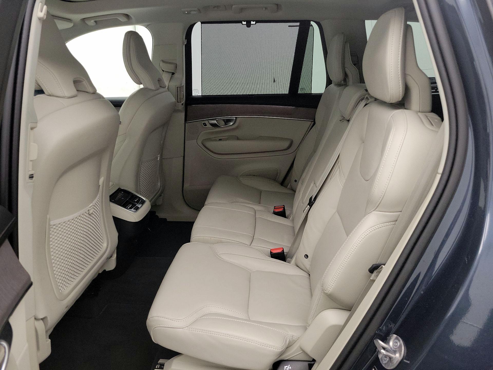 Thumbnail: 2026 Volvo XC90 - 20