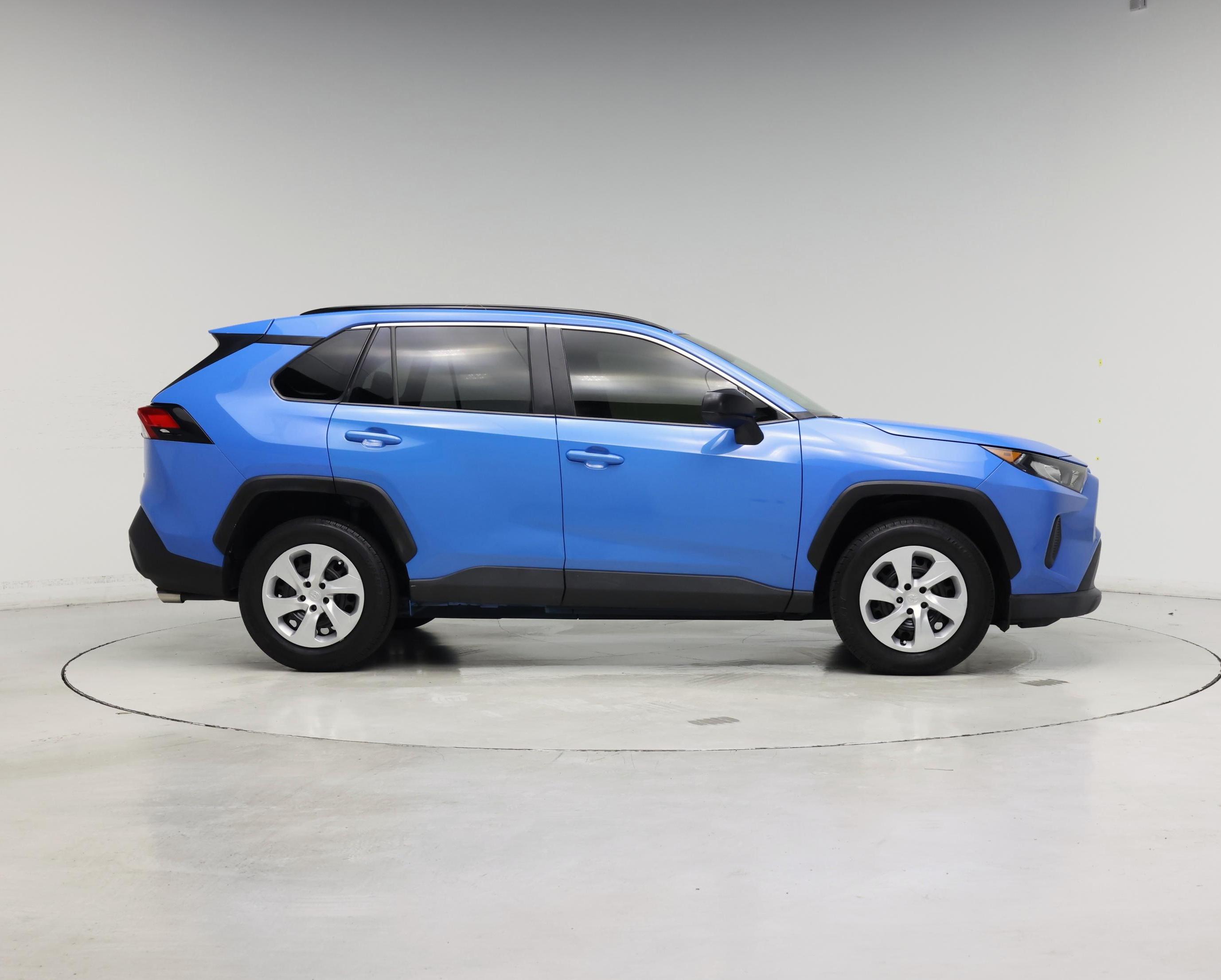 Thumbnail: 2020 Toyota RAV4 - 7