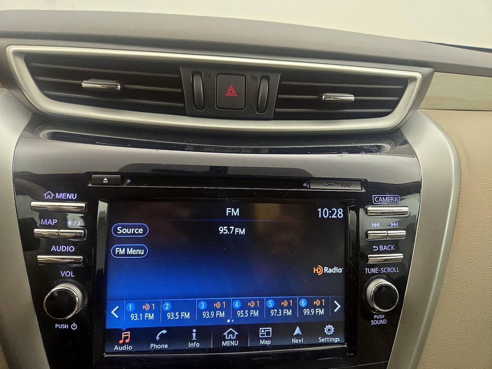 2017 Nissan Murano SL - Photo 16