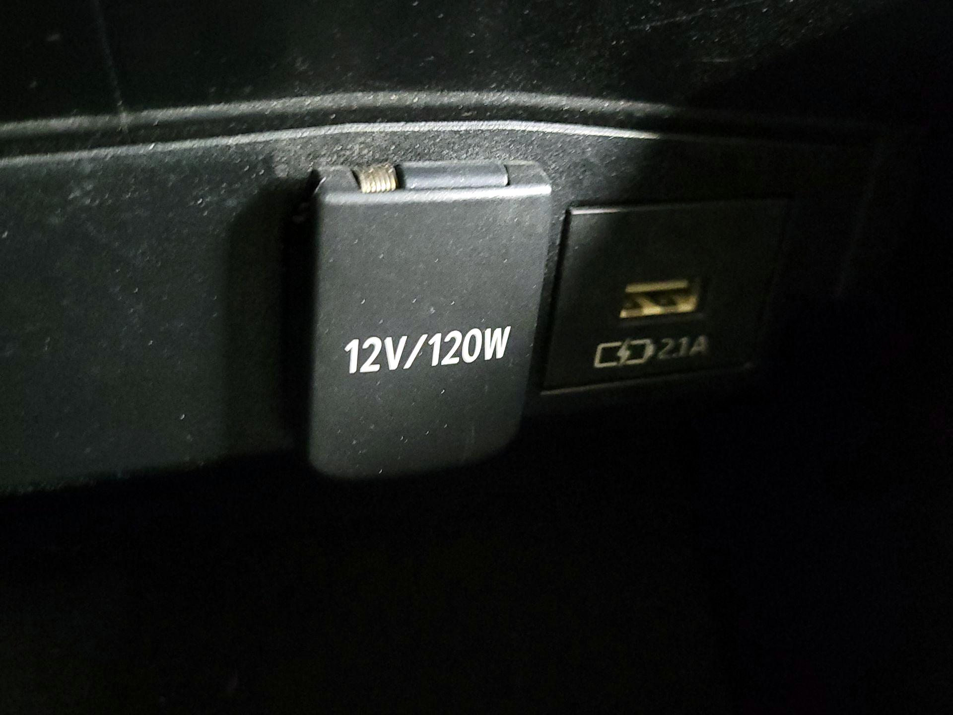 Thumbnail: 2021 Toyota Corolla - 18