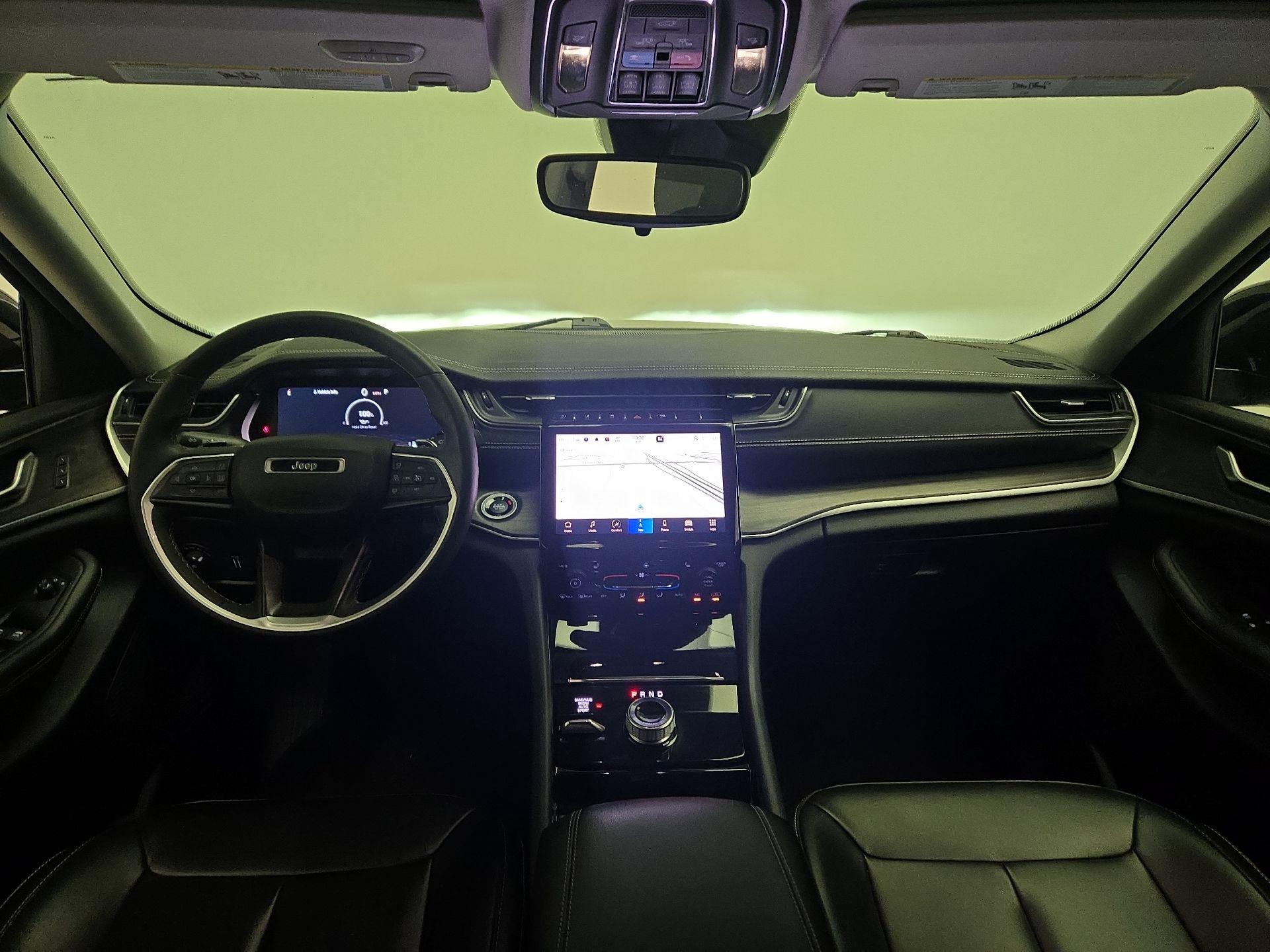 Thumbnail: 2023 Jeep Grand Cherokee - 9