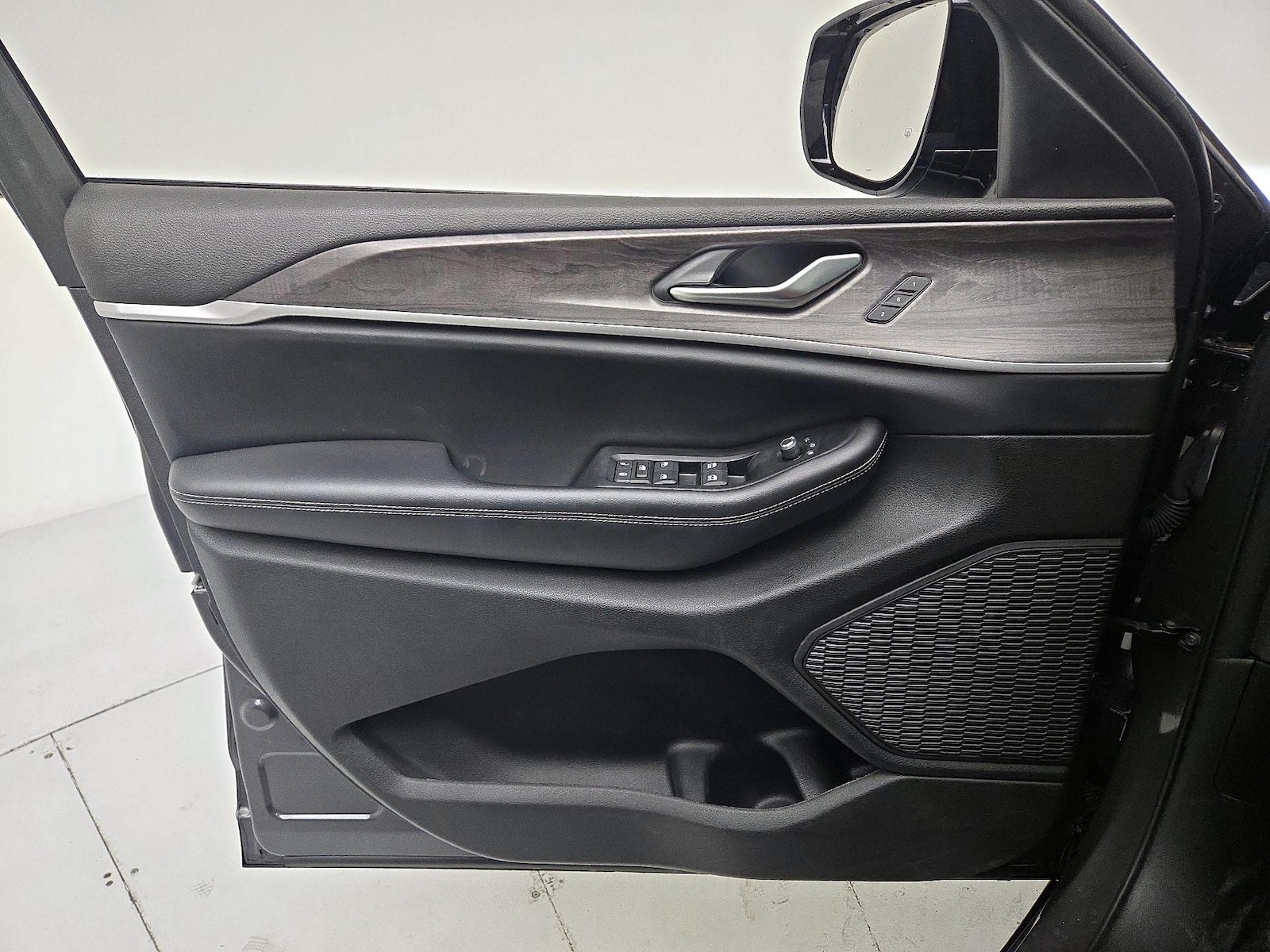 2023 Jeep Grand Cherokee Limited - Photo 13