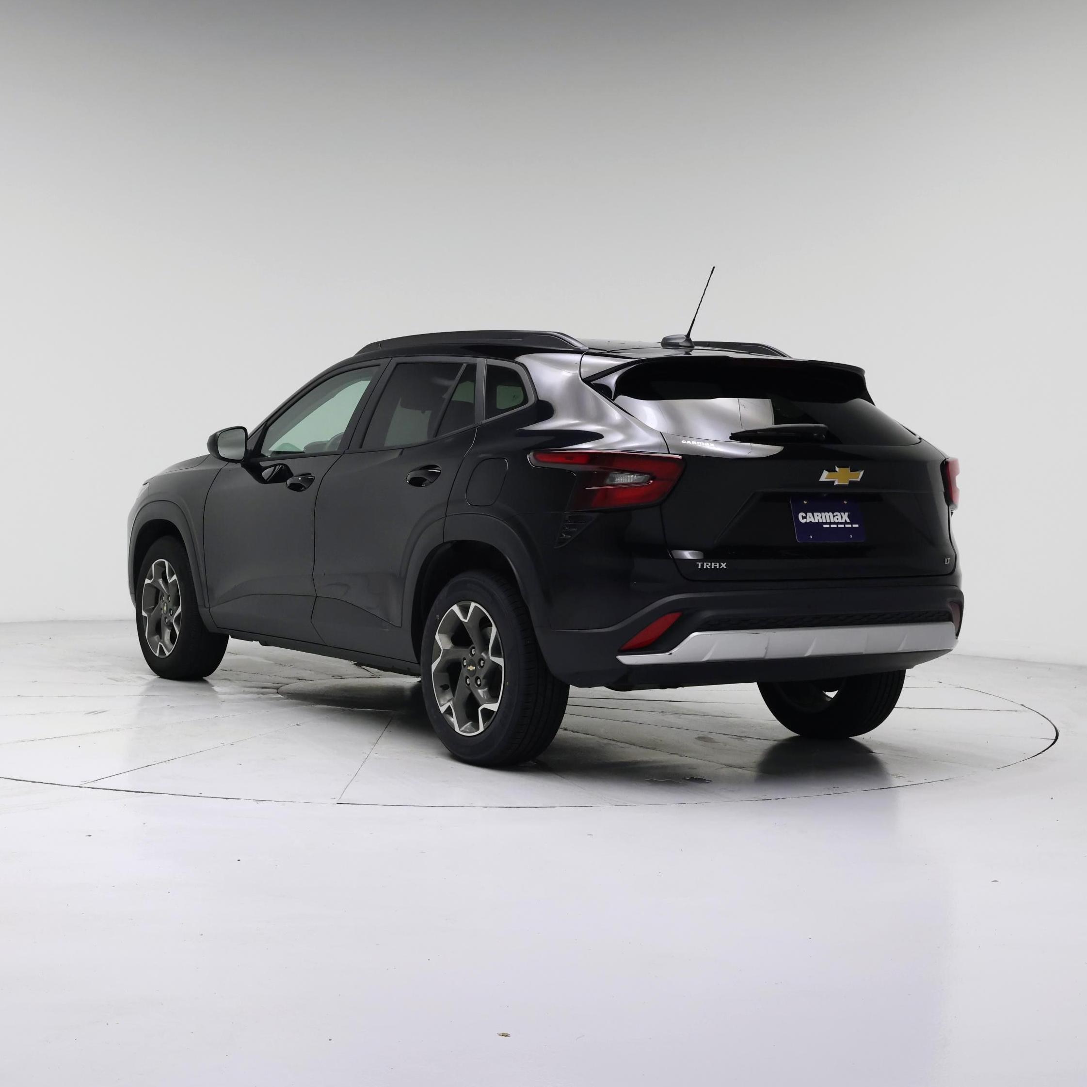 Thumbnail: 2025 Chevrolet Trax - 2