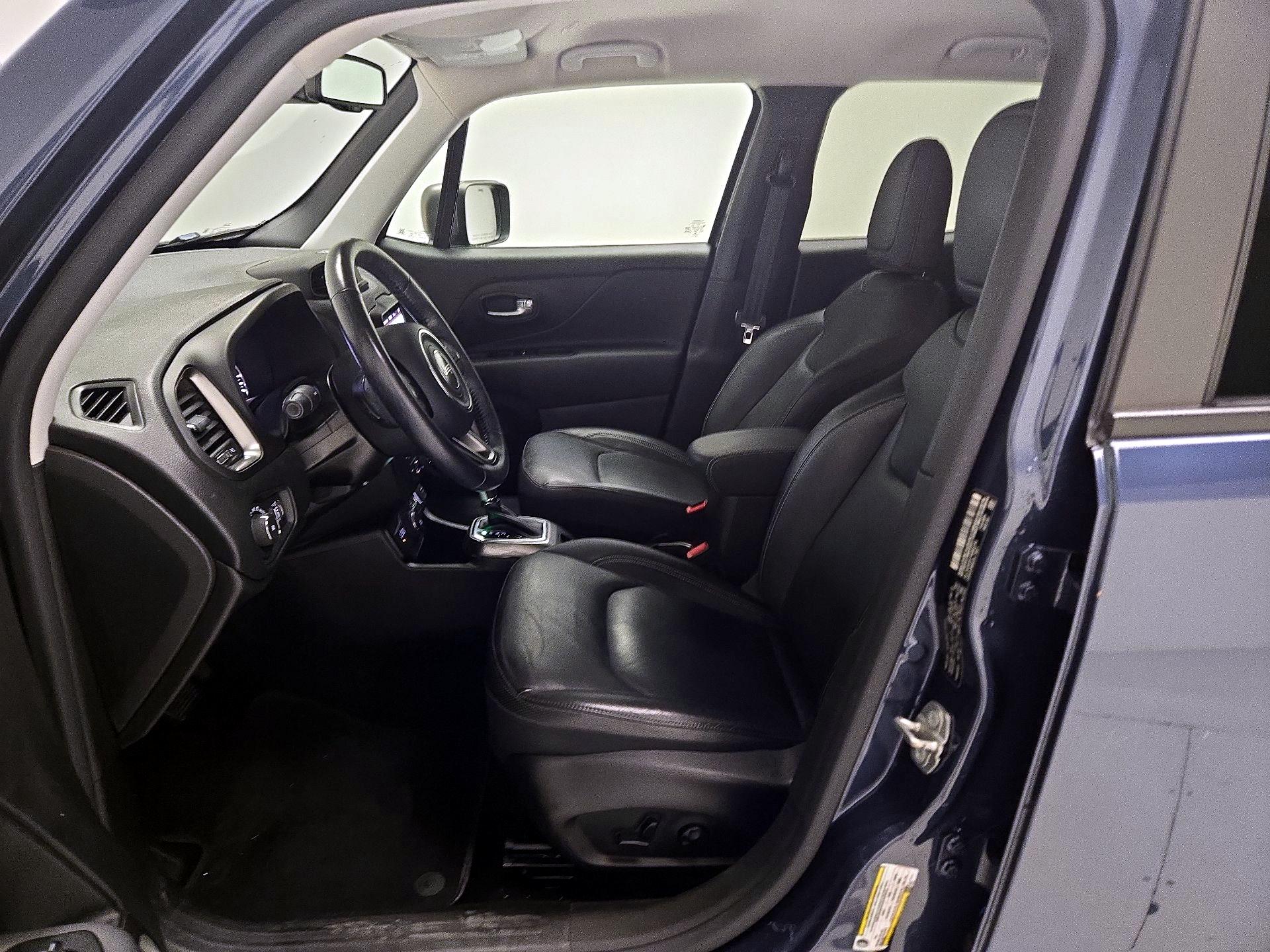 Thumbnail: 2021 Jeep Renegade - 11