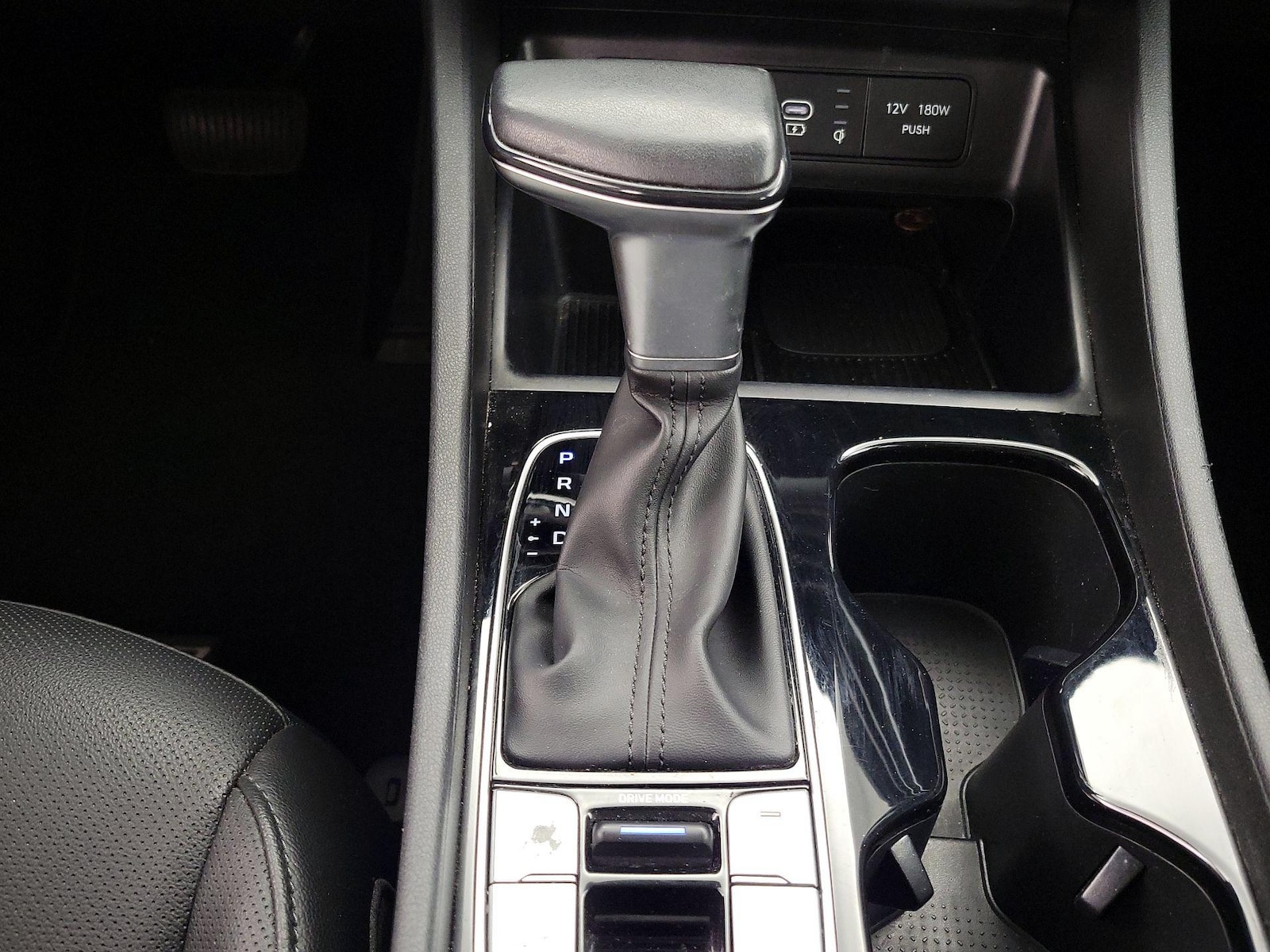 2025 Hyundai Tucson SEL Convenience - Photo 18