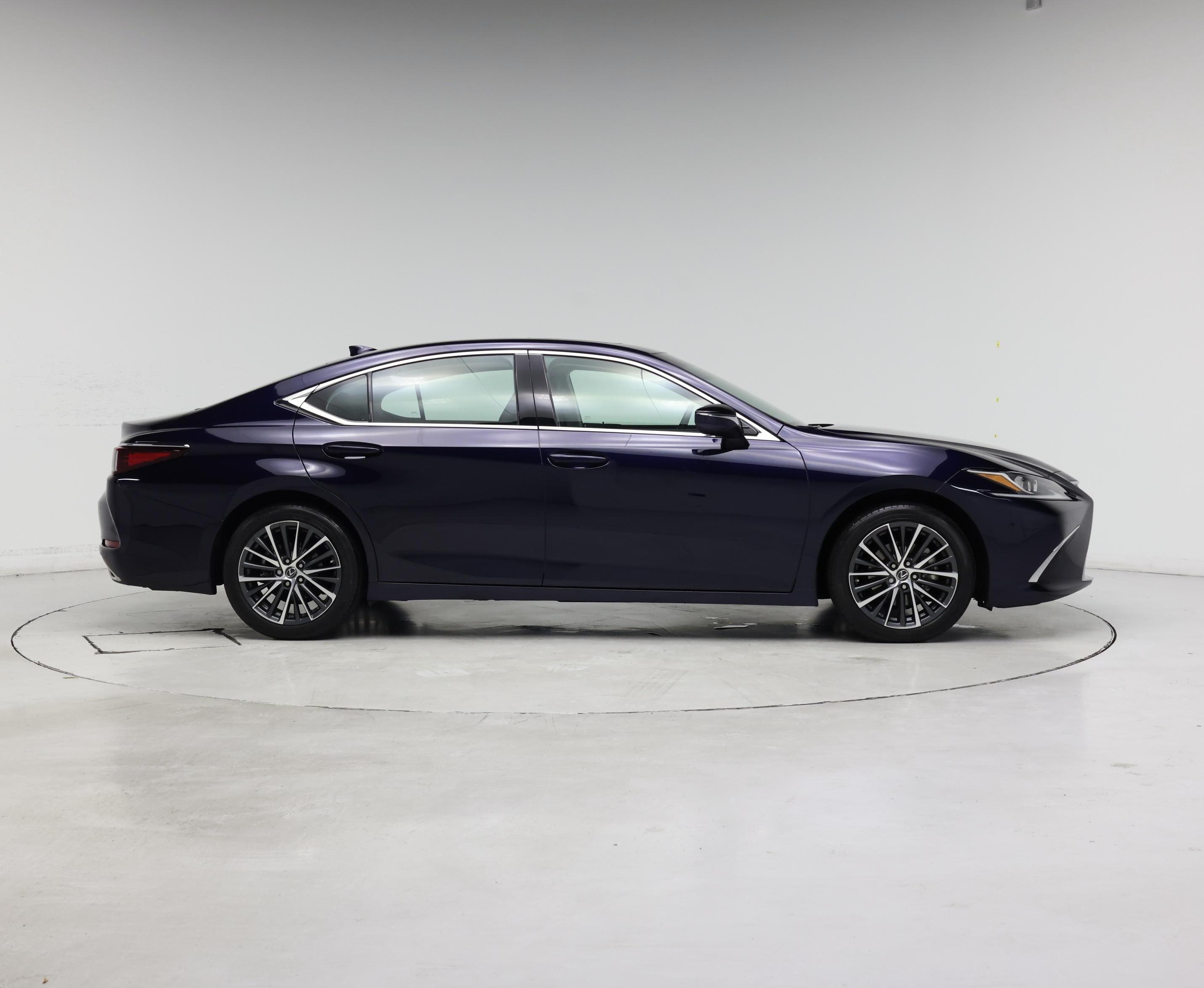 Thumbnail: 2025 Lexus ES - 7