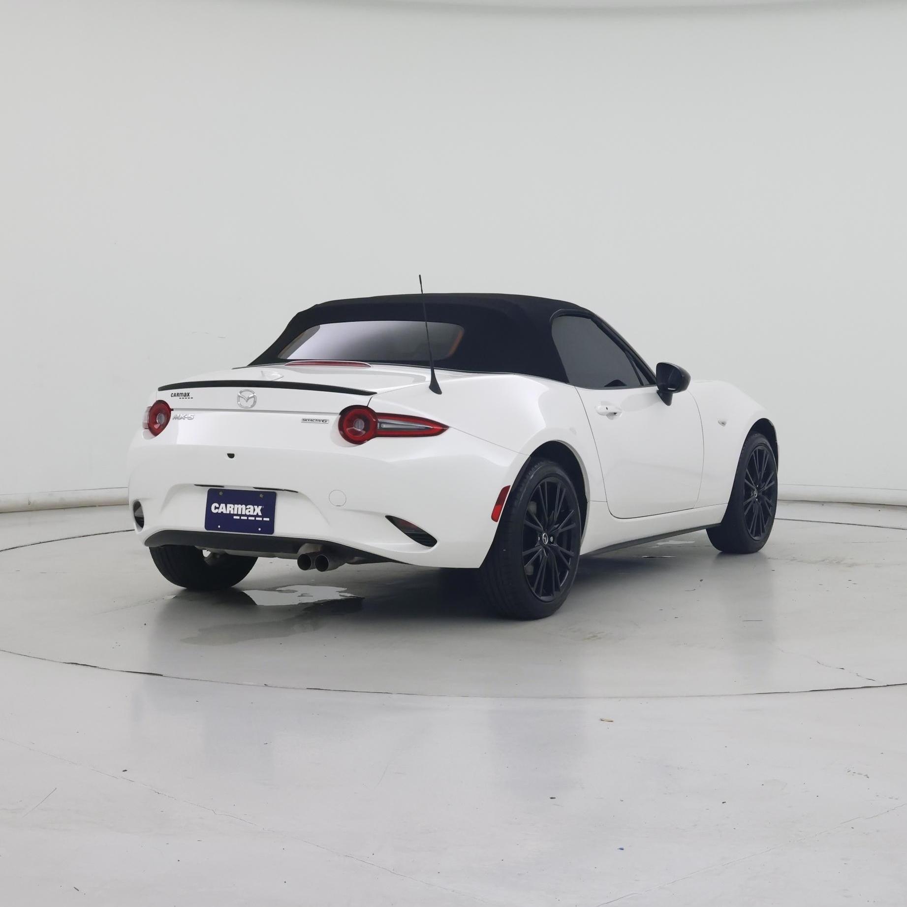 Thumbnail: 2025 Mazda MX-5 Miata - 8