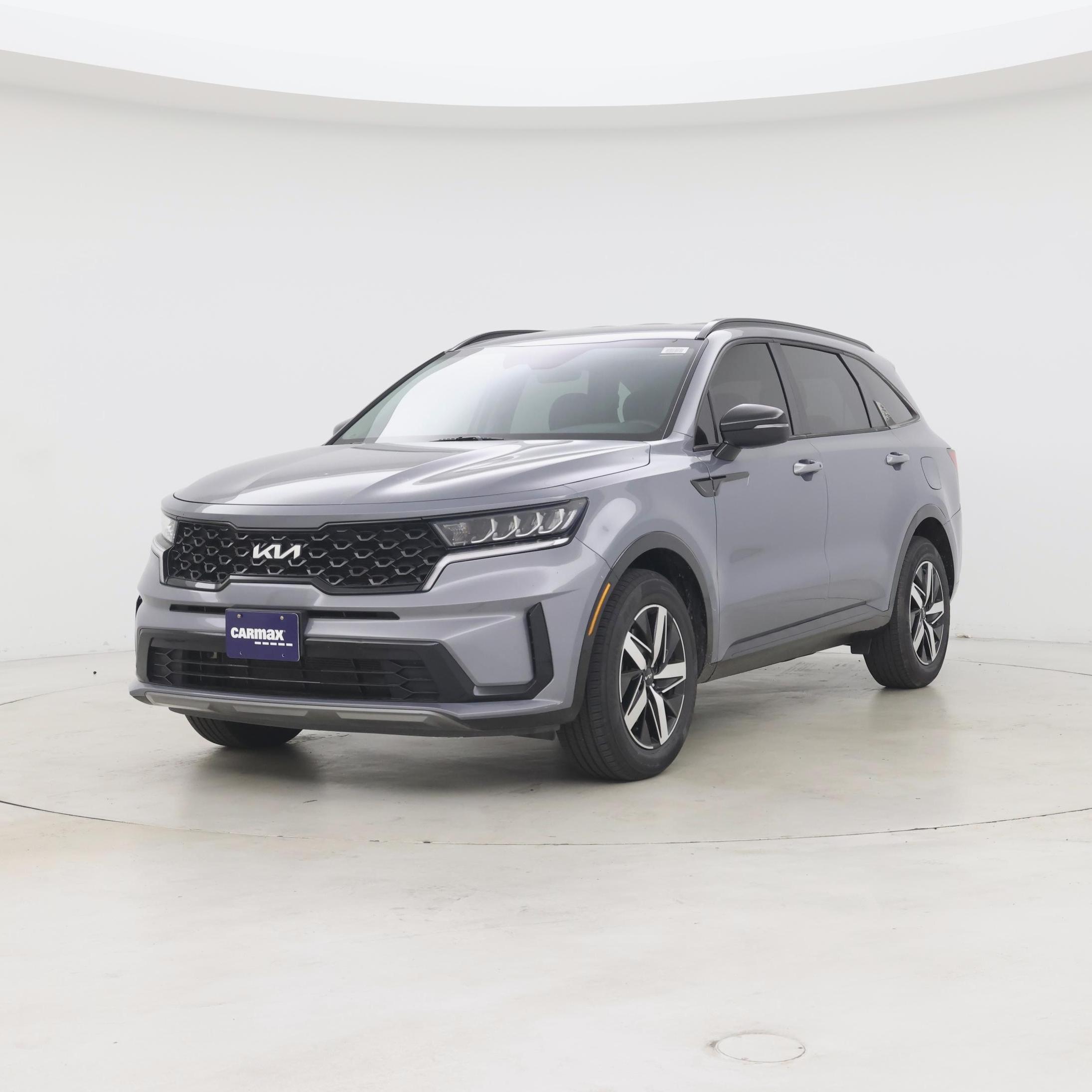 Thumbnail: 2023 Kia Sorento - 4