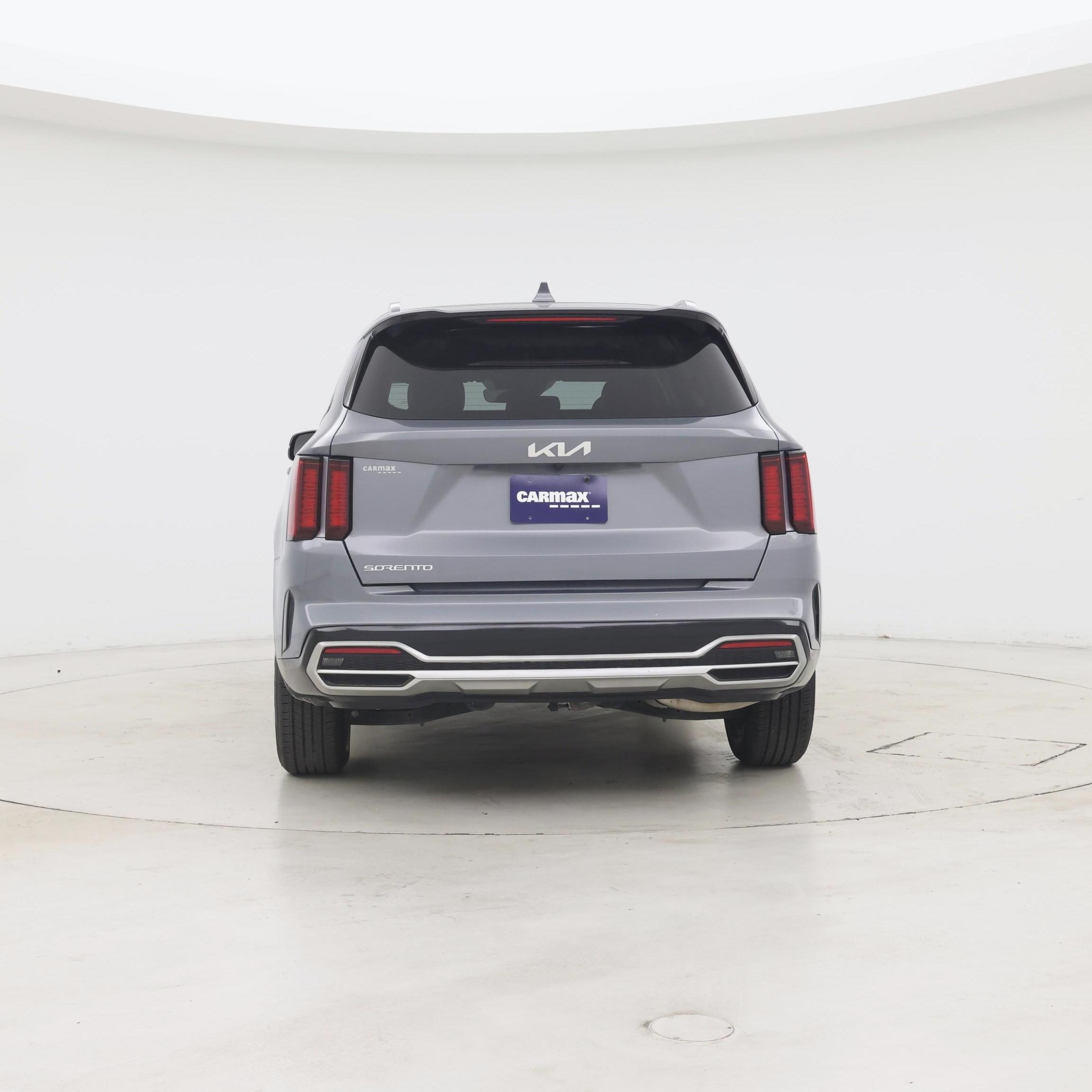 Thumbnail: 2023 Kia Sorento - 6