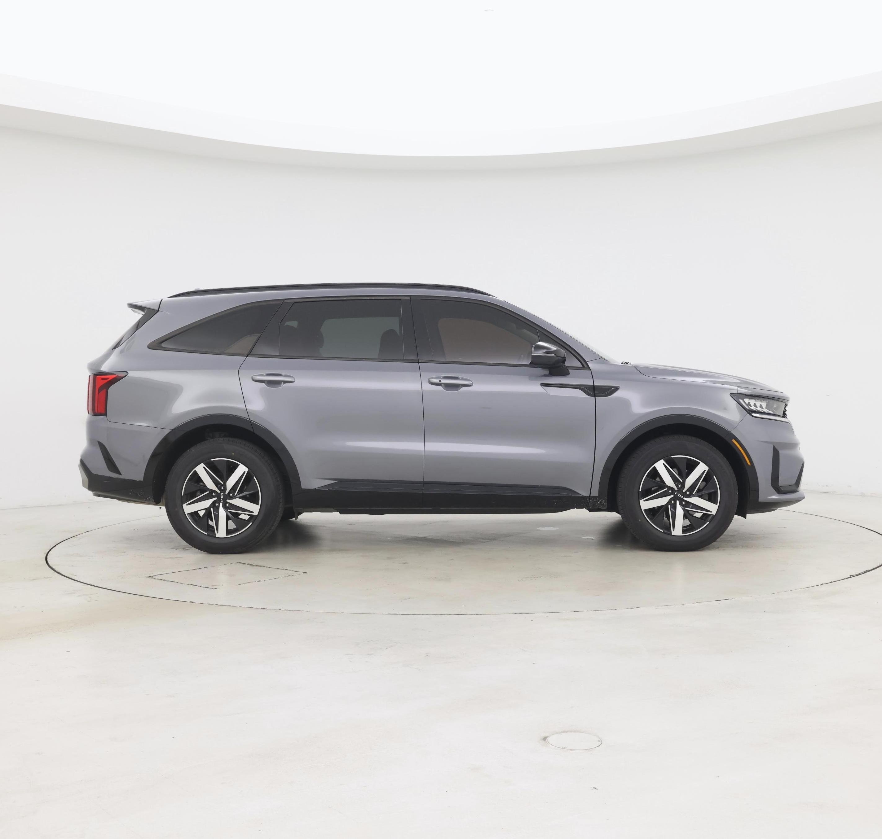 Thumbnail: 2023 Kia Sorento - 7