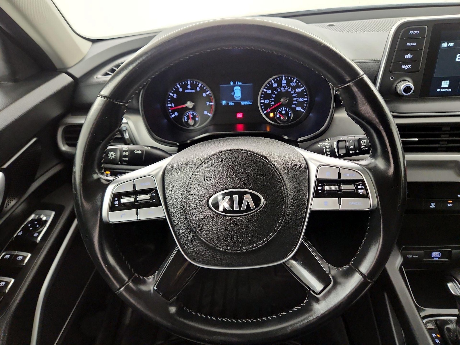 2021 Kia Telluride LX - Photo 11