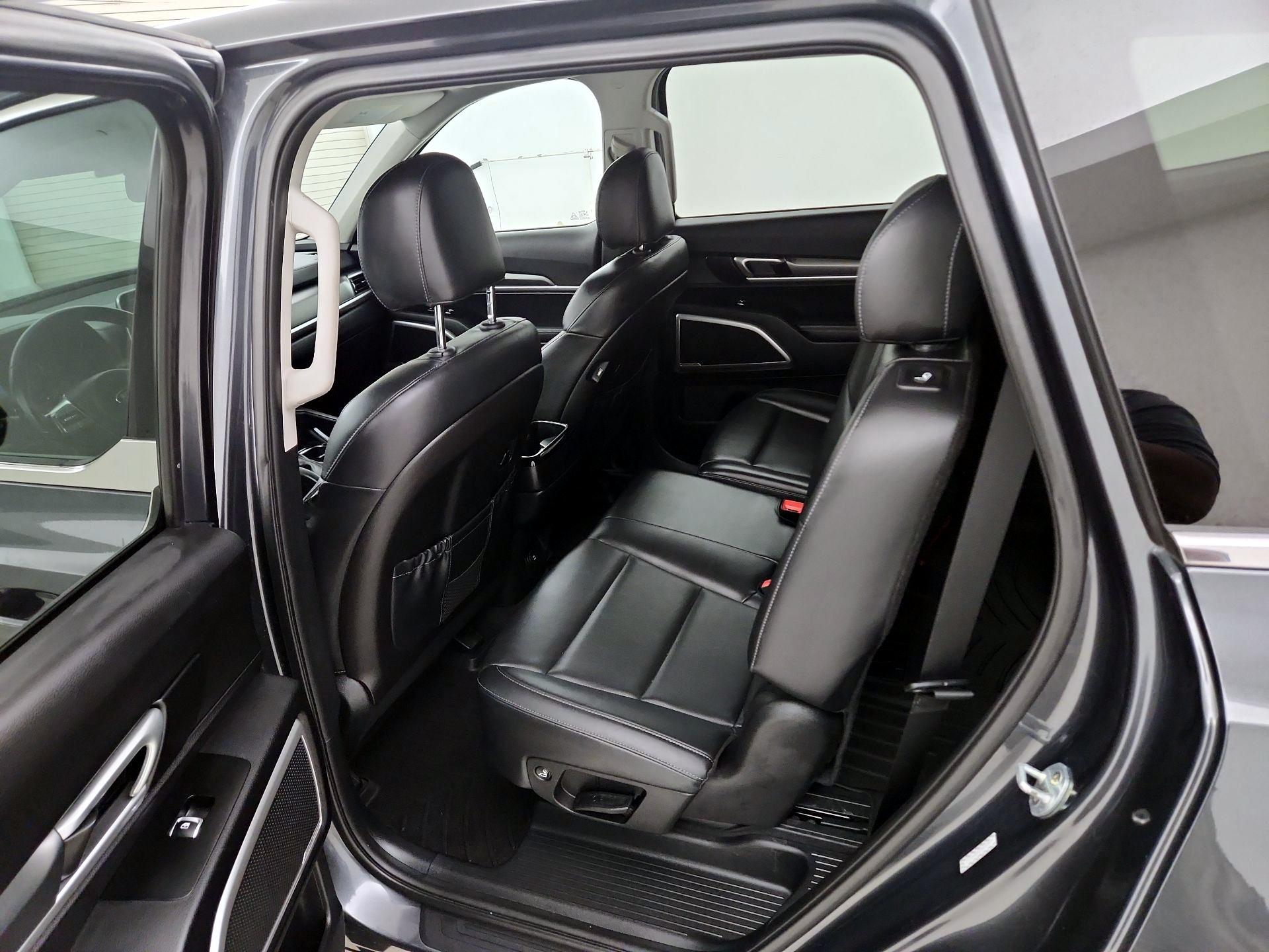 Thumbnail: 2021 Kia Telluride - 19