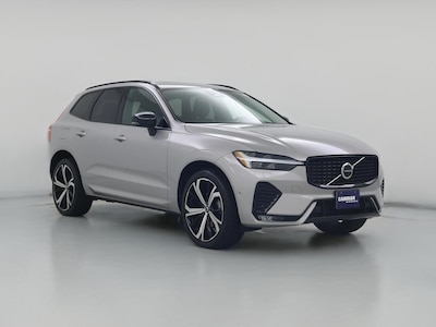 2023 Volvo XC60 B5 Ultimate Dark Theme