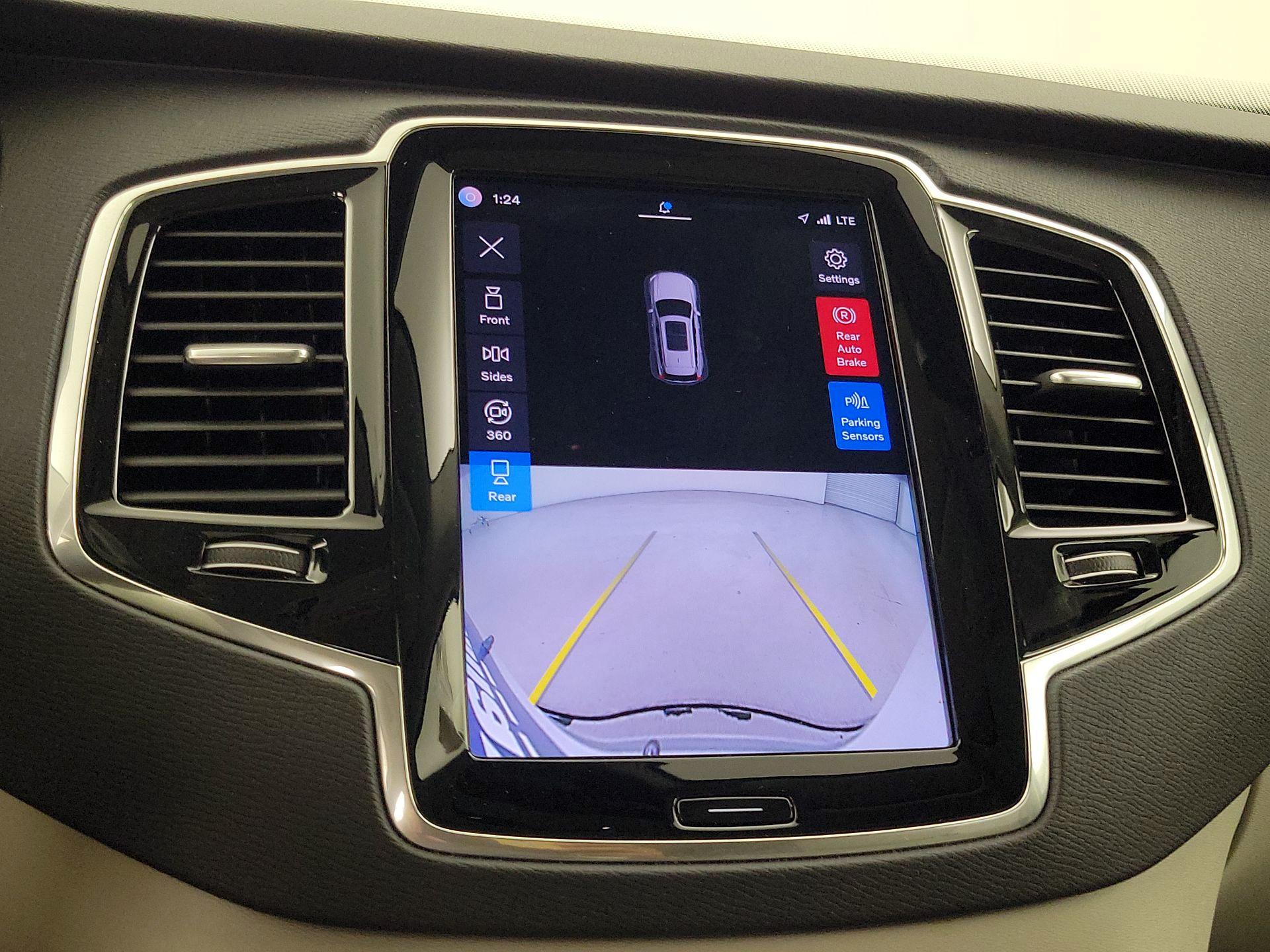 Thumbnail: 2023 Volvo XC90 - 14