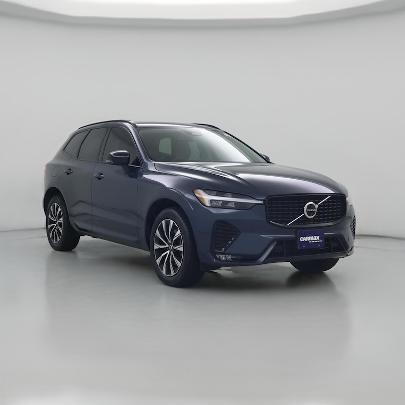 2024 Volvo XC60 B5 Plus Dark Theme