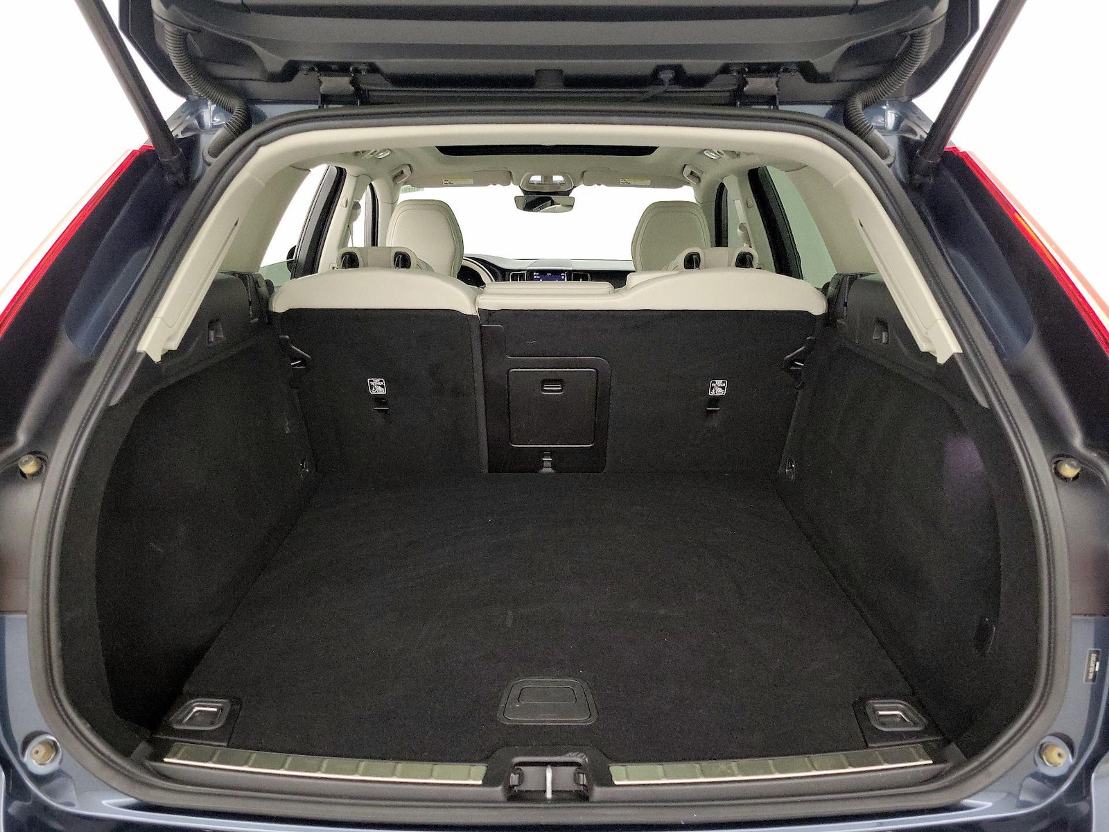 2024 Volvo XC60 Plus - Photo 22