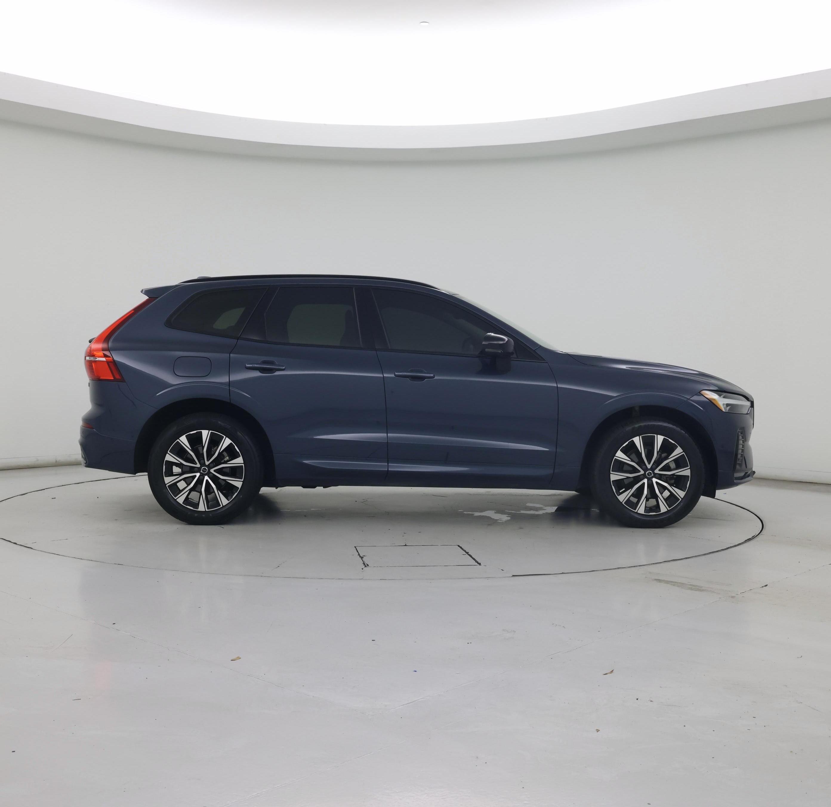 Thumbnail: 2024 Volvo XC60 - 7