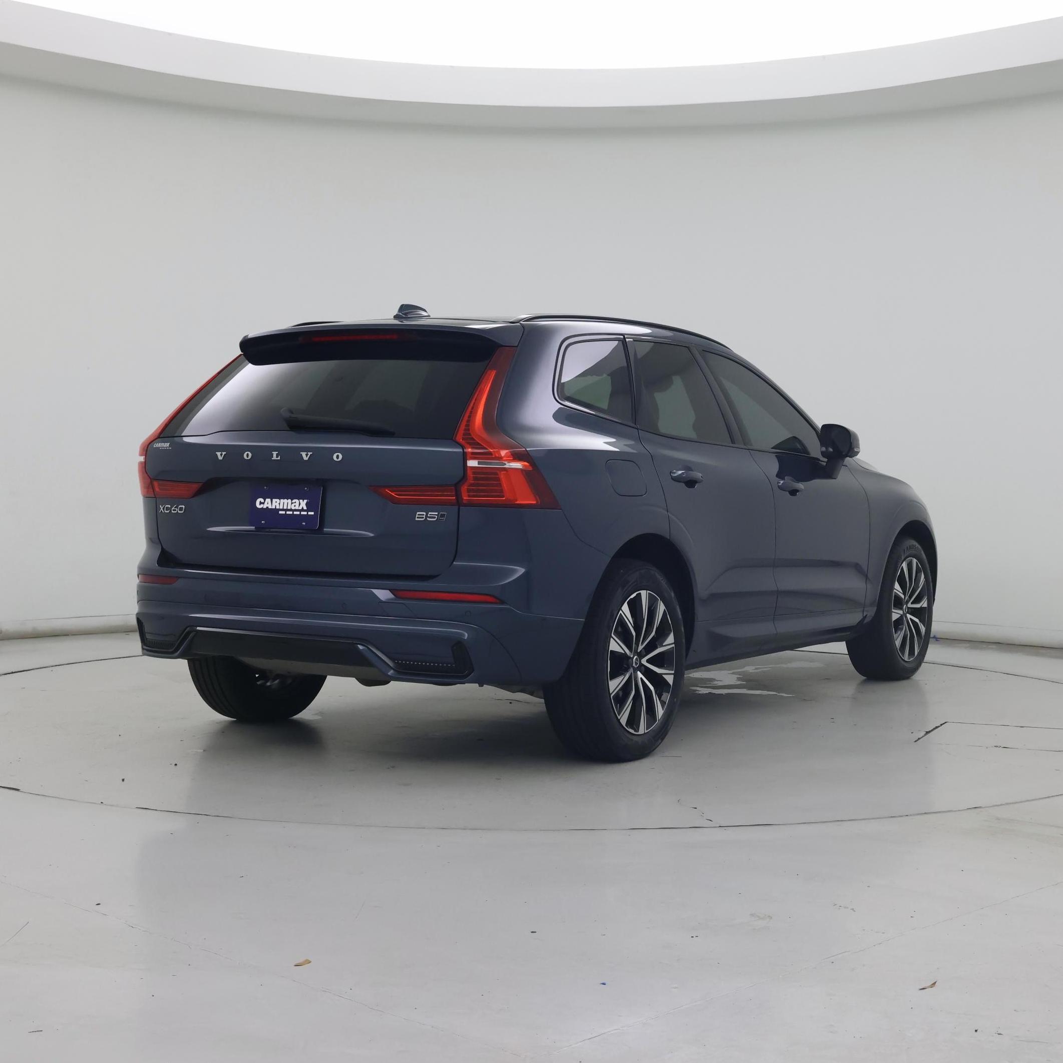 Thumbnail: 2024 Volvo XC60 - 8