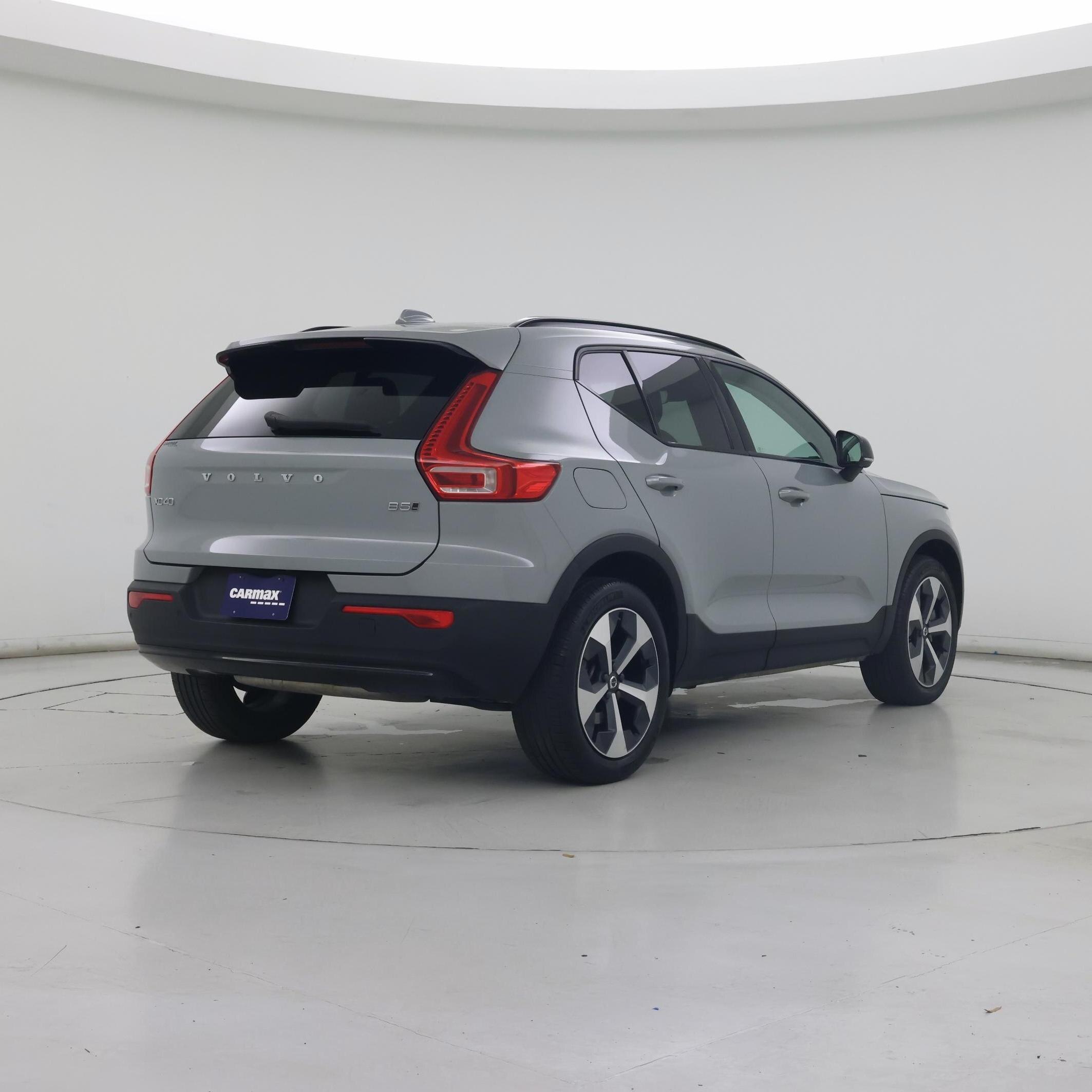 Thumbnail: 2024 Volvo XC40 - 8