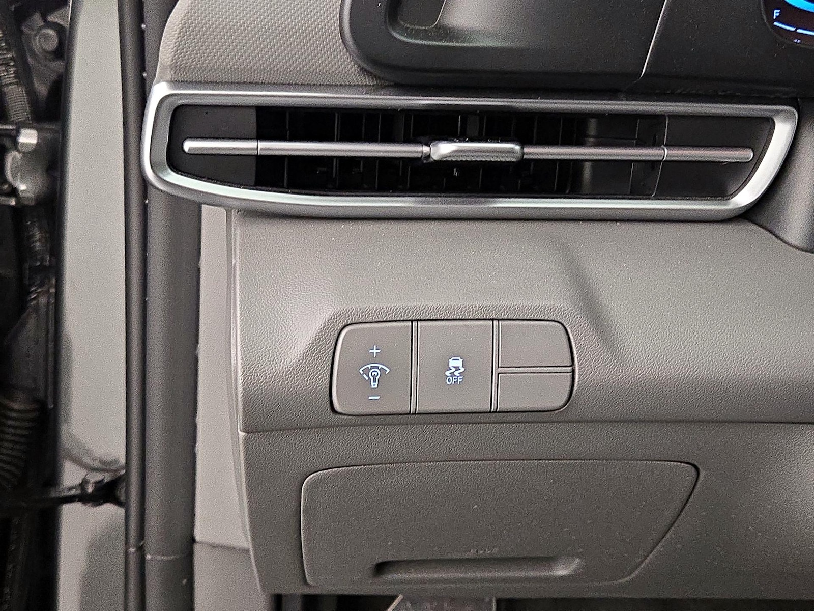 2026 Hyundai Elantra SEL Sport - Photo 14