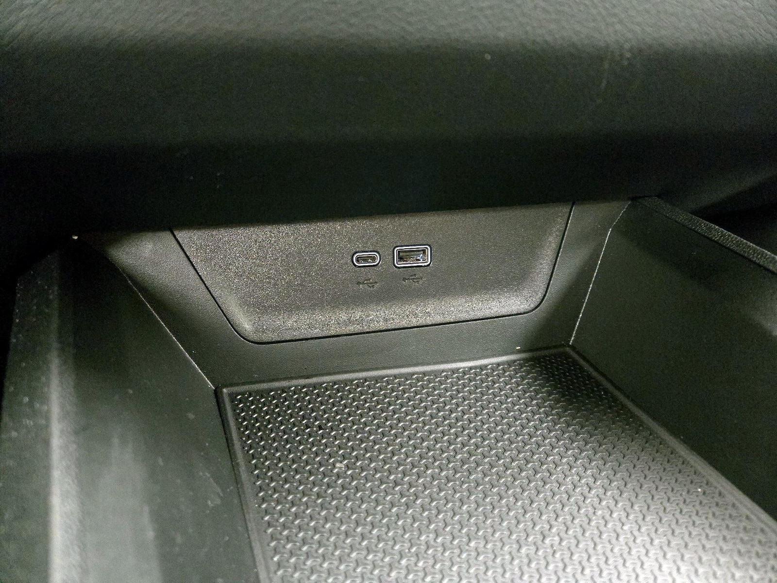 2026 Chevrolet Equinox LT - Photo 20