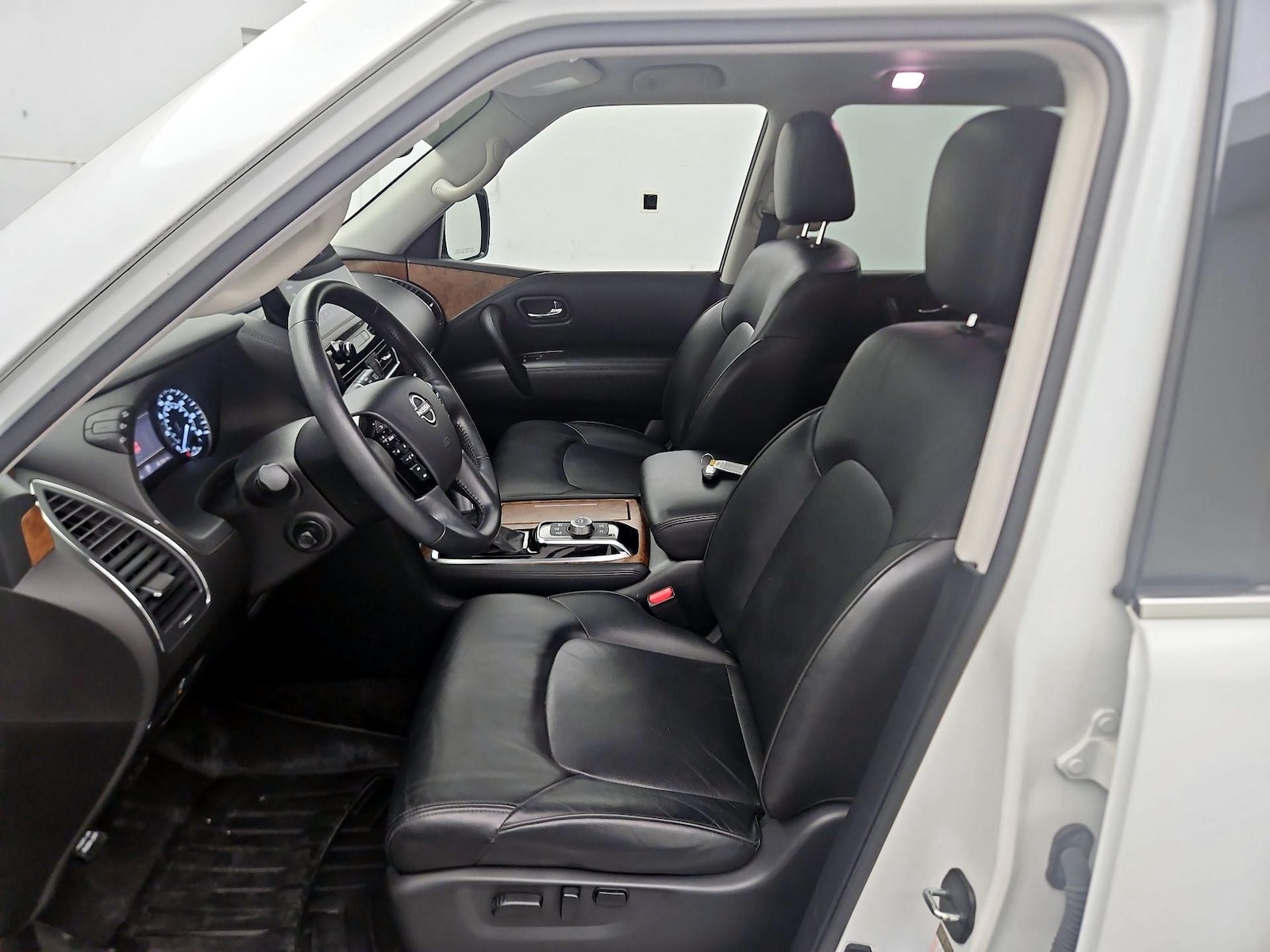 2022 Nissan Armada SL - Photo 10