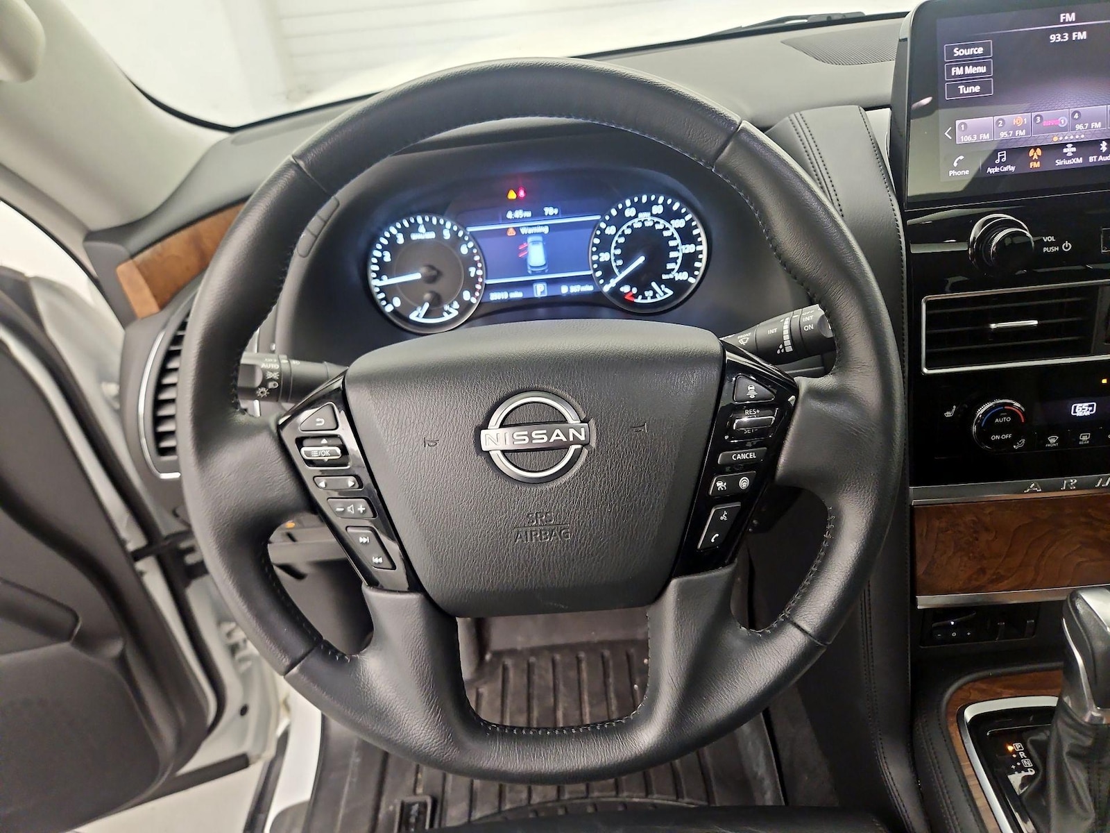 2022 Nissan Armada SL - Photo 9