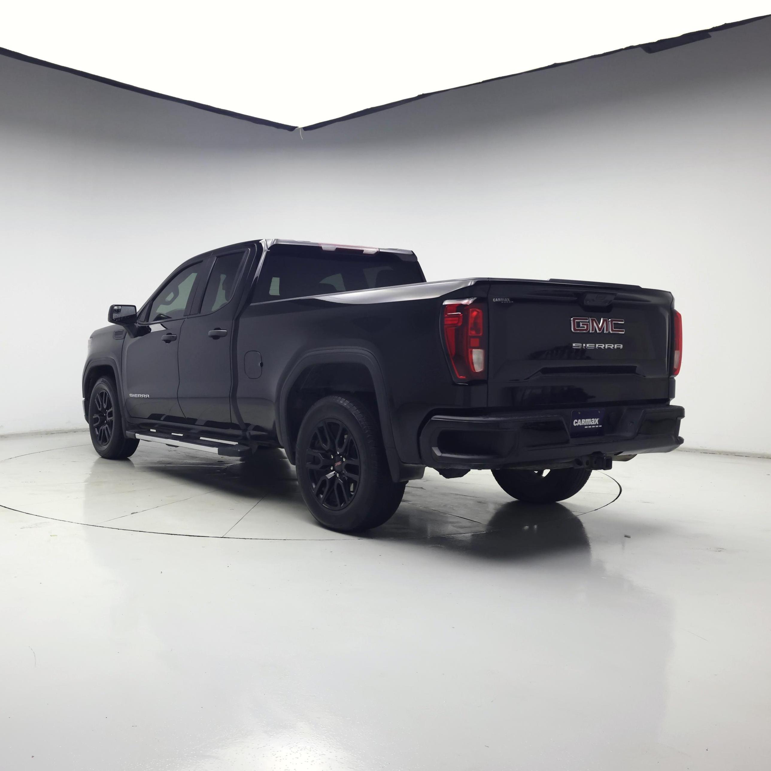 Thumbnail: 2024 GMC Sierra 1500 - 2