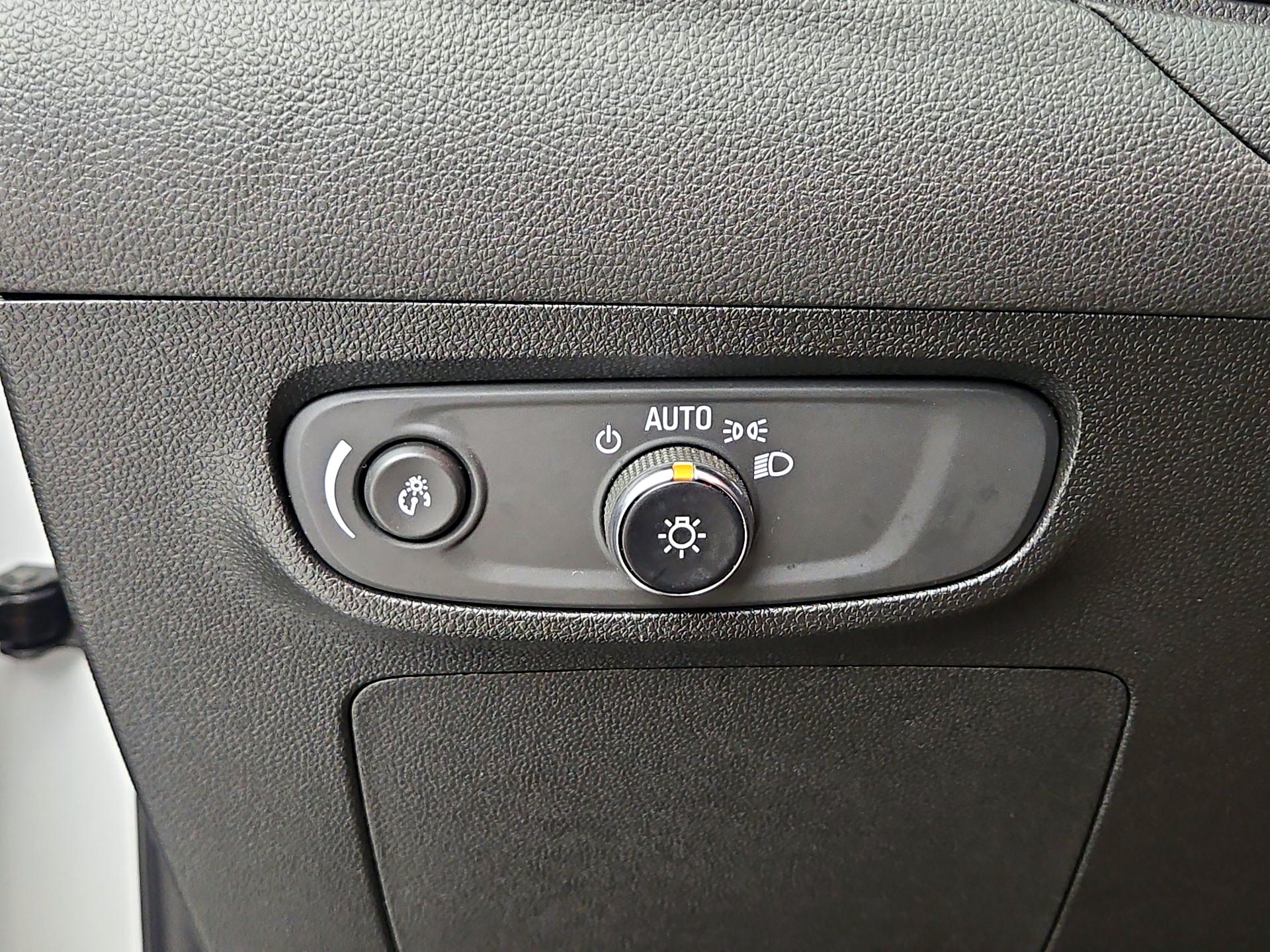 Thumbnail: 2025 Buick Encore GX - 13