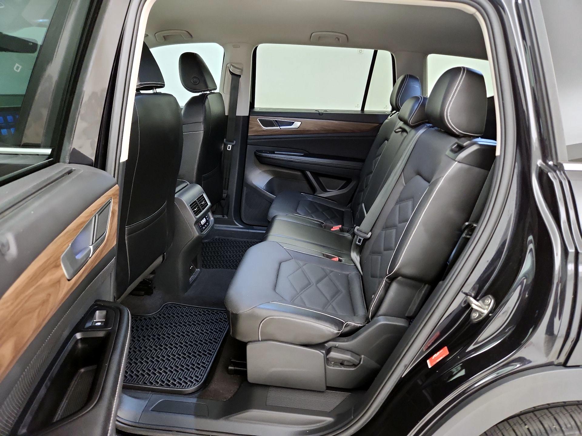 Thumbnail: 2024 Volkswagen Atlas - 19