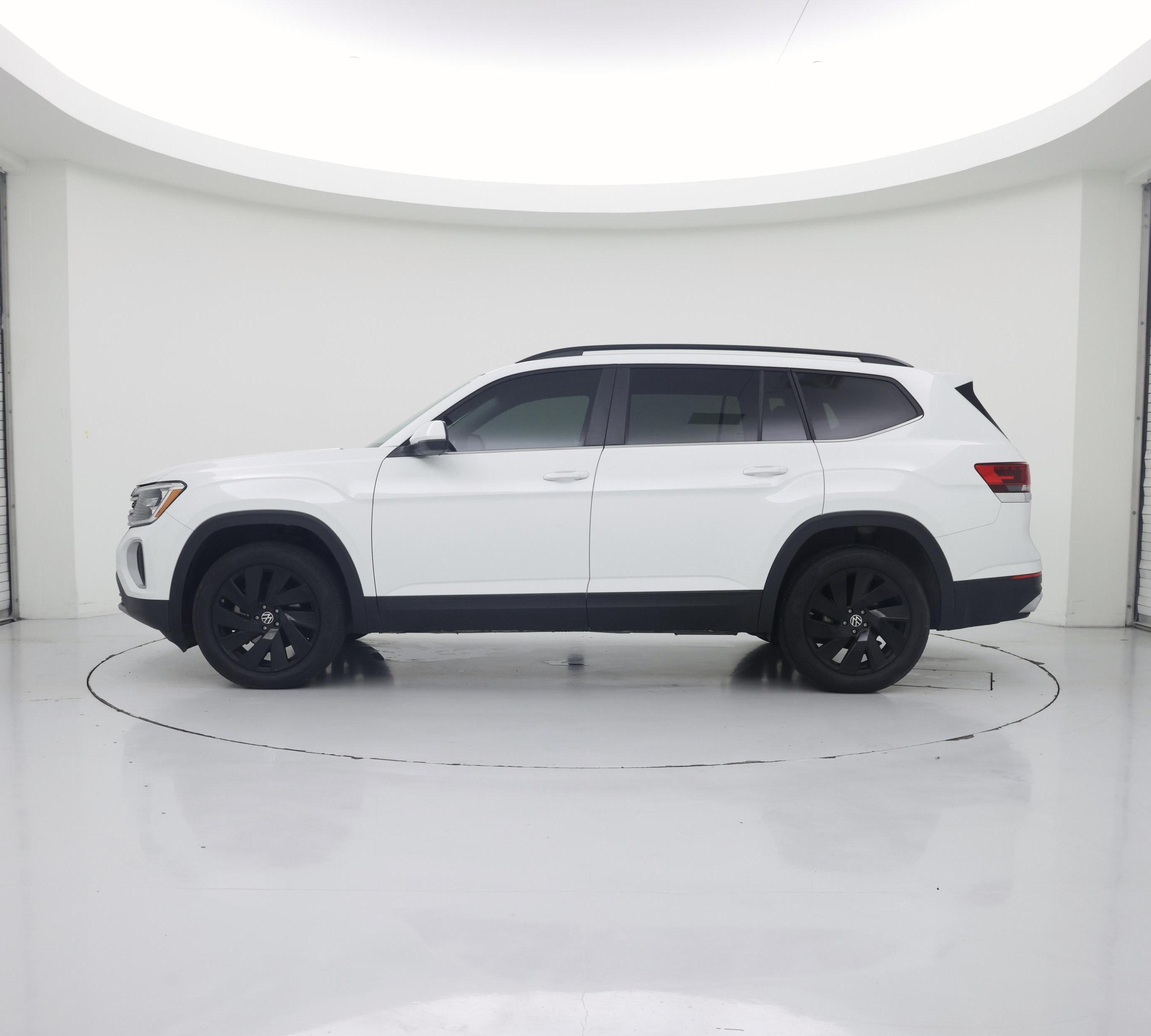 Thumbnail: 2024 Volkswagen Atlas - 3