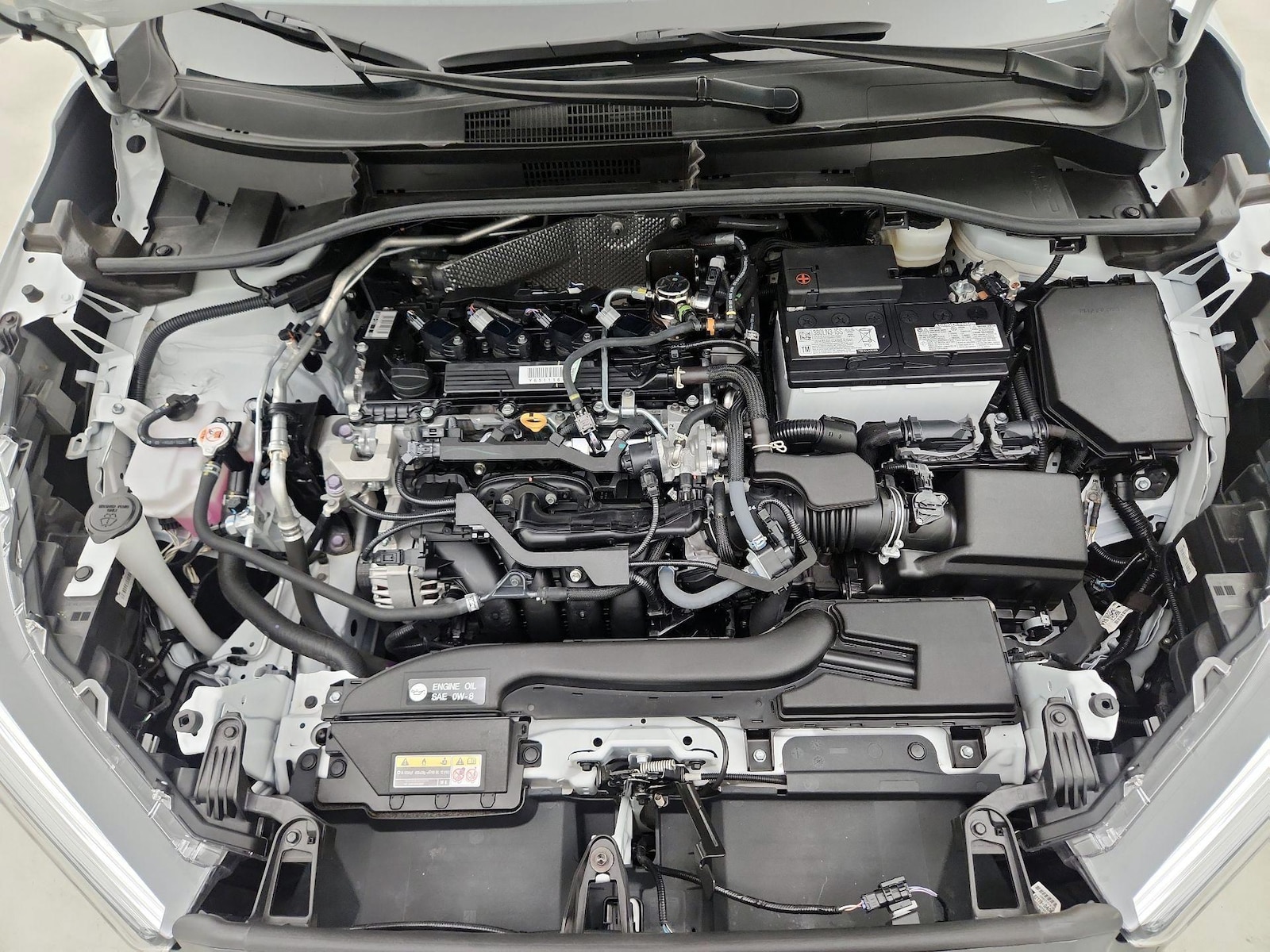 2024 Toyota Corolla Cross XLE - Photo 23