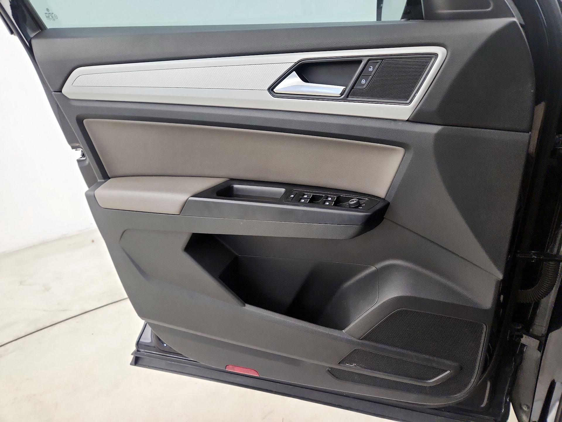 Thumbnail: 2021 Volkswagen Atlas - 12