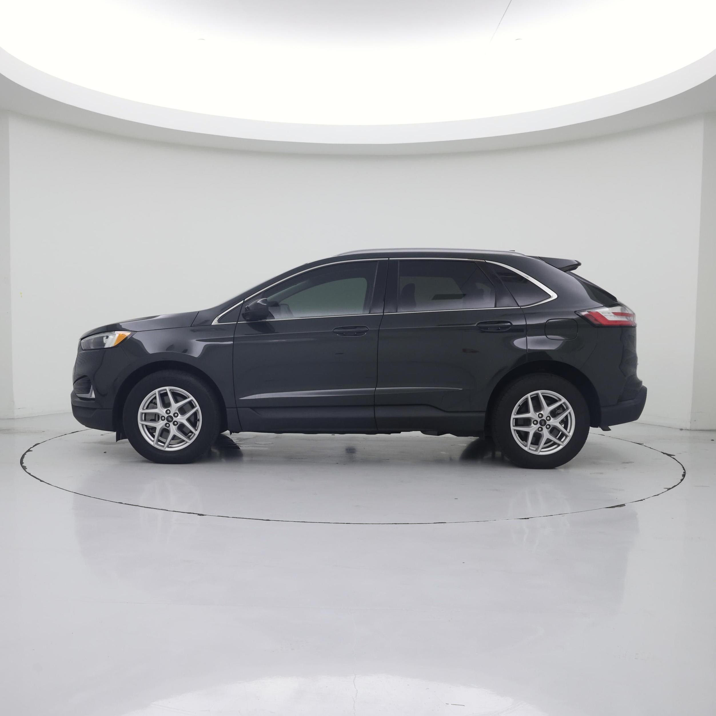 Thumbnail: 2024 Ford Edge - 3