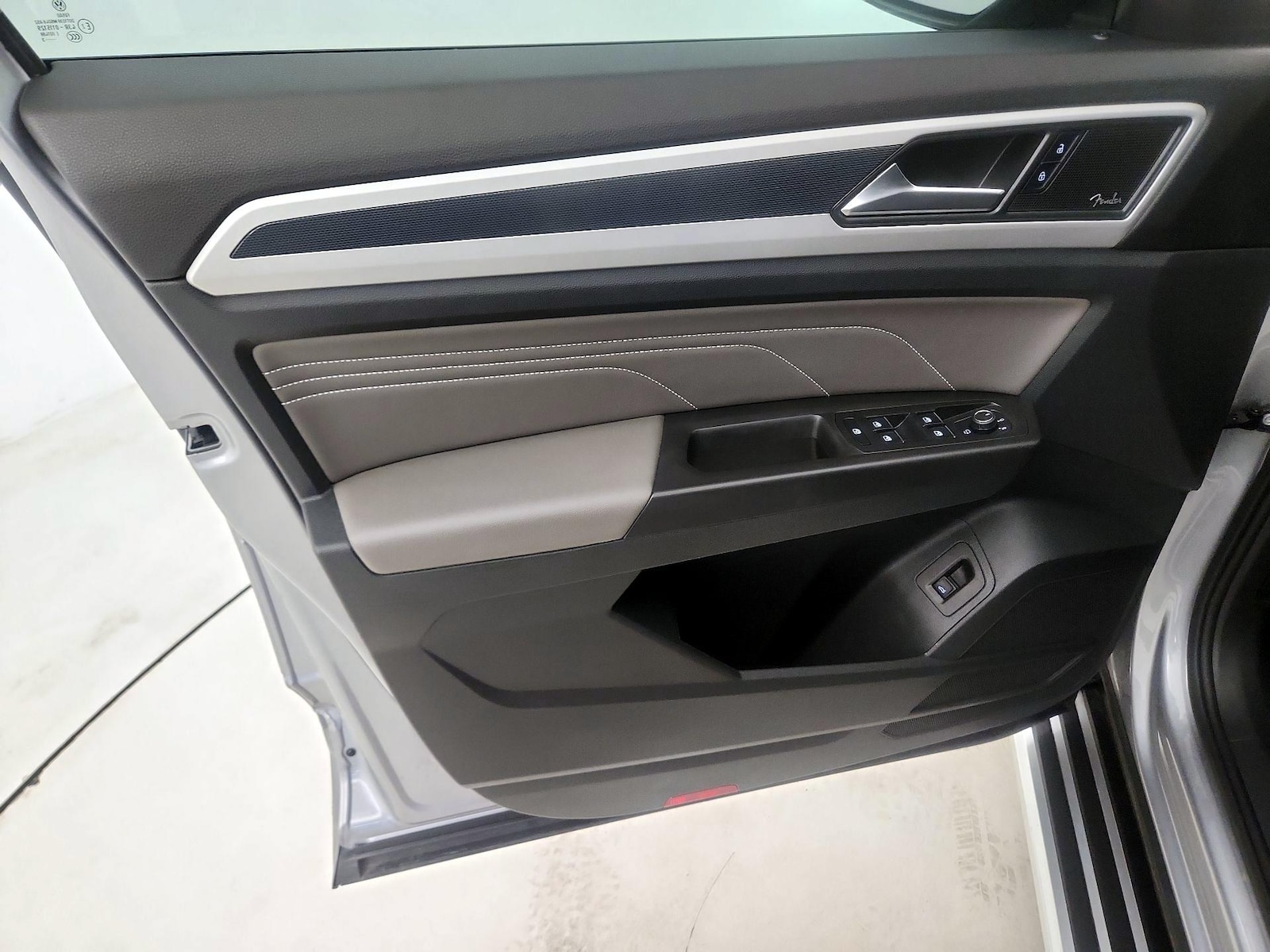 2023 Volkswagen Atlas SEL Premium R-Line - Photo 13