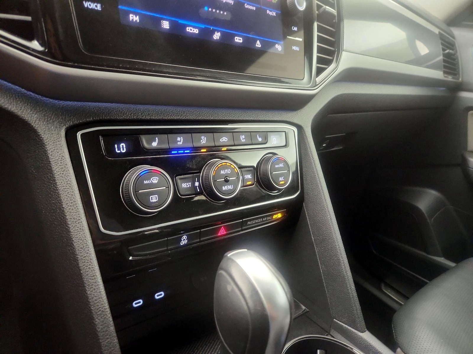2023 Volkswagen Atlas SEL Premium R-Line - Photo 15