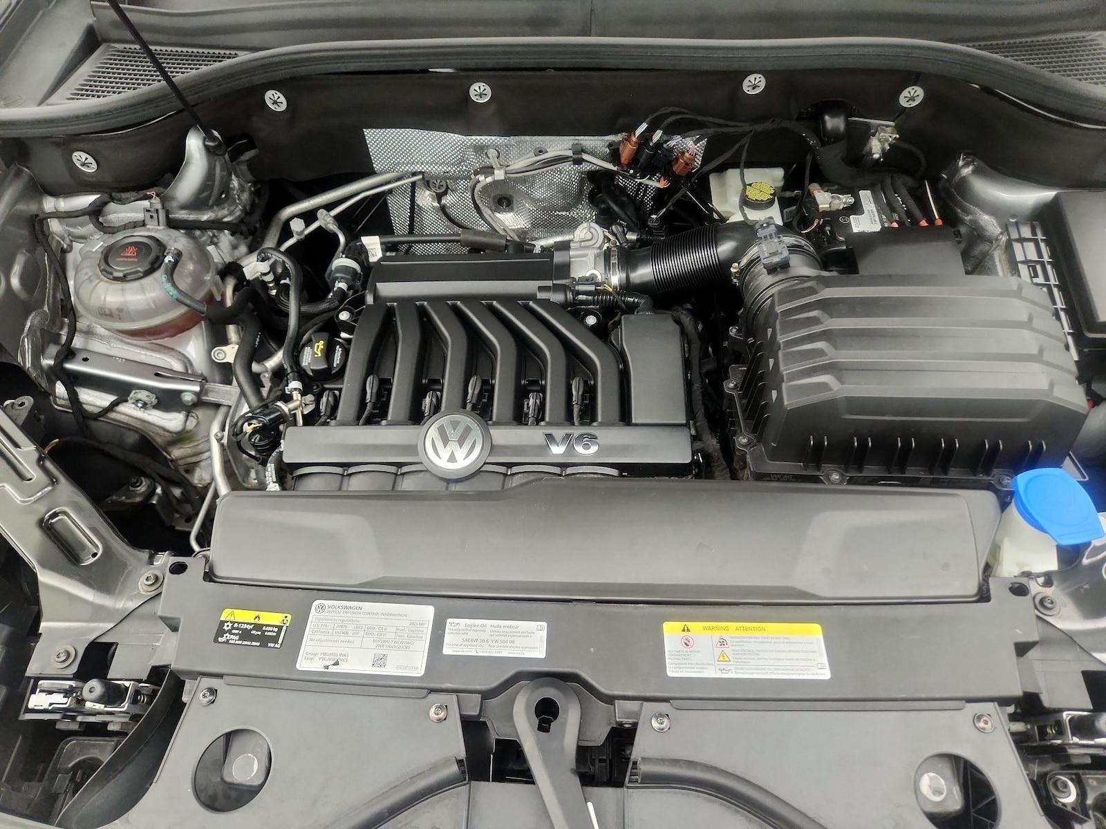 2023 Volkswagen Atlas SEL Premium R-Line - Photo 18