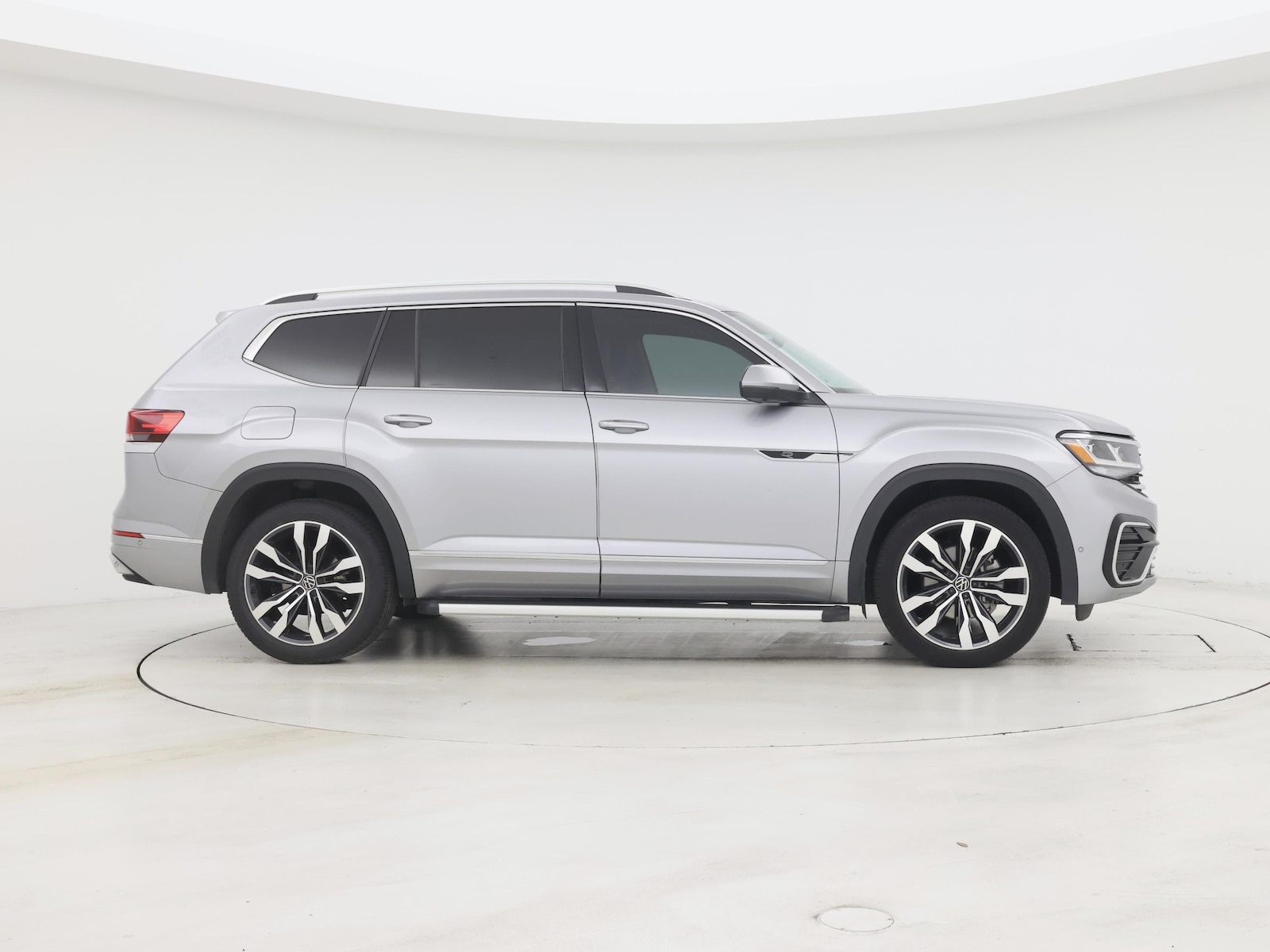 2023 Volkswagen Atlas SEL Premium R-Line - Photo 8
