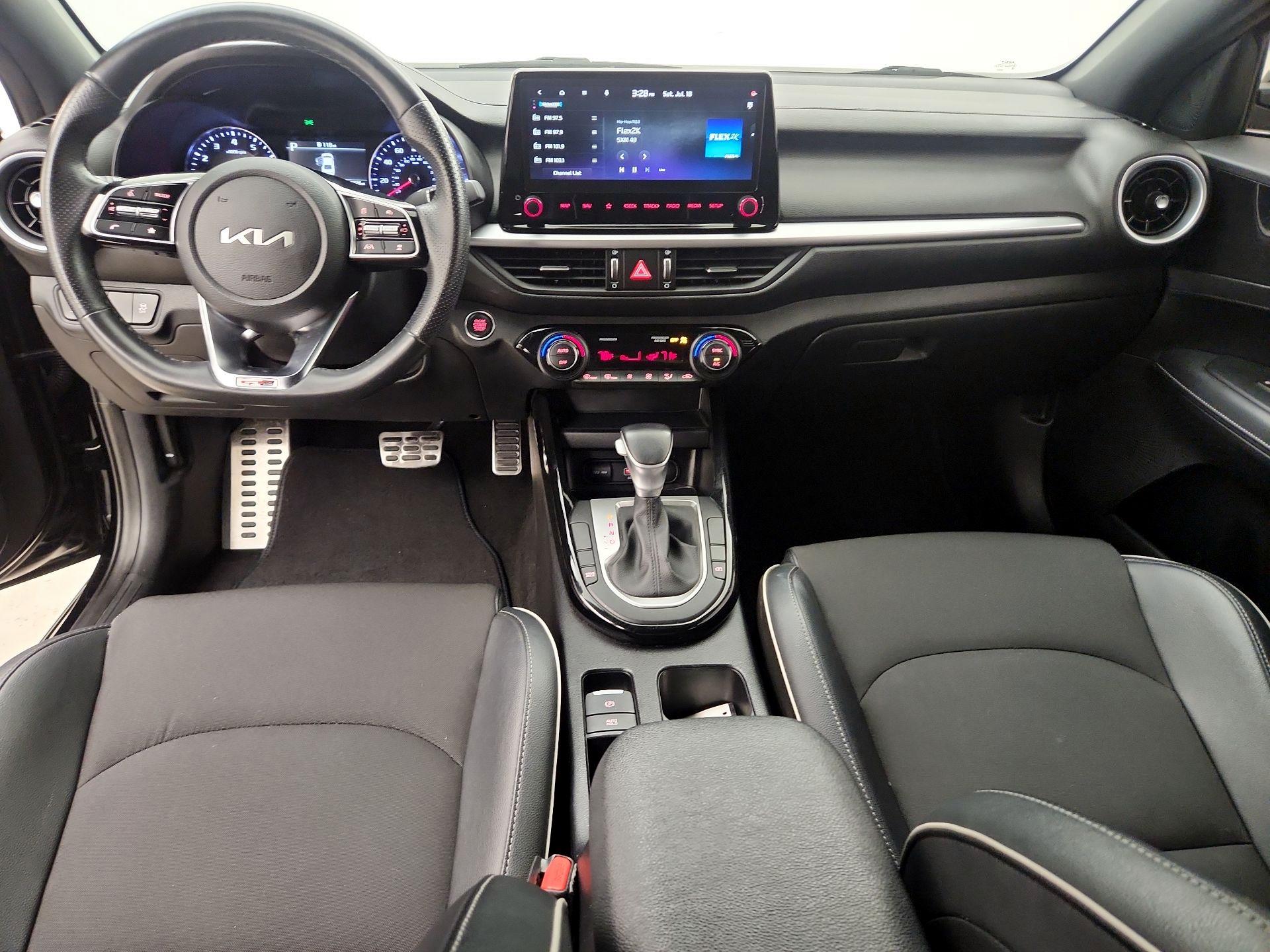 Thumbnail: 2024 Kia Forte - 9
