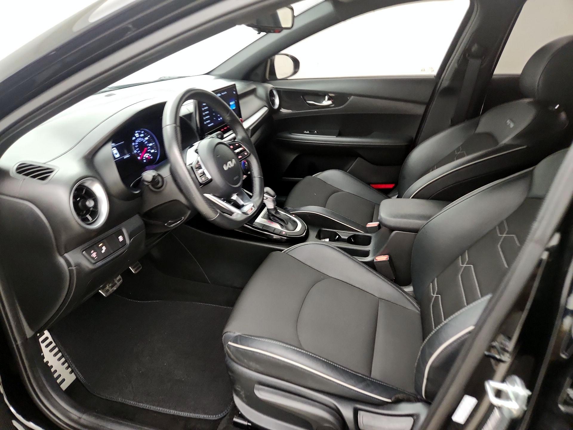 Thumbnail: 2024 Kia Forte - 11