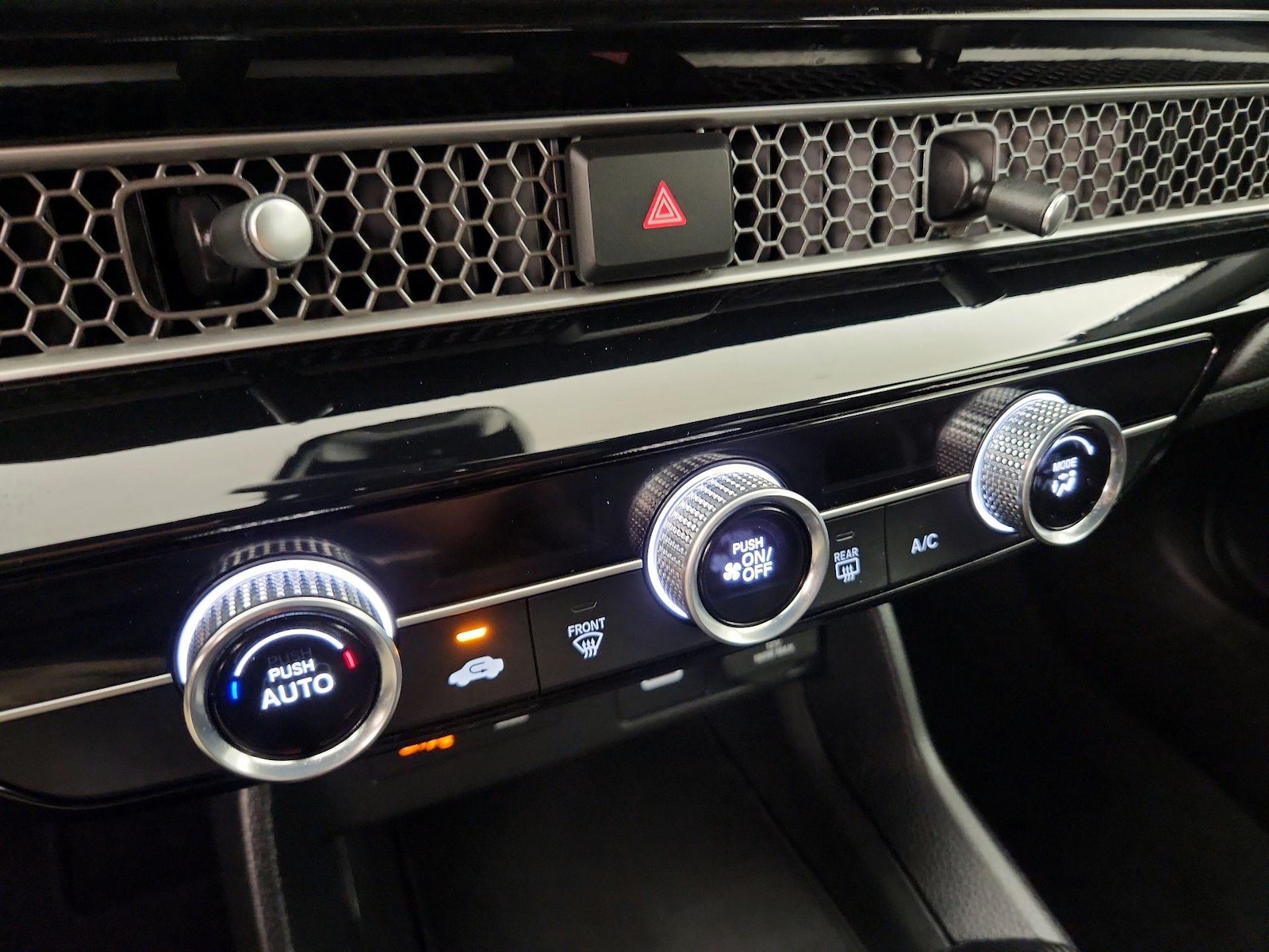 2024 Honda Civic Sport - Photo 17