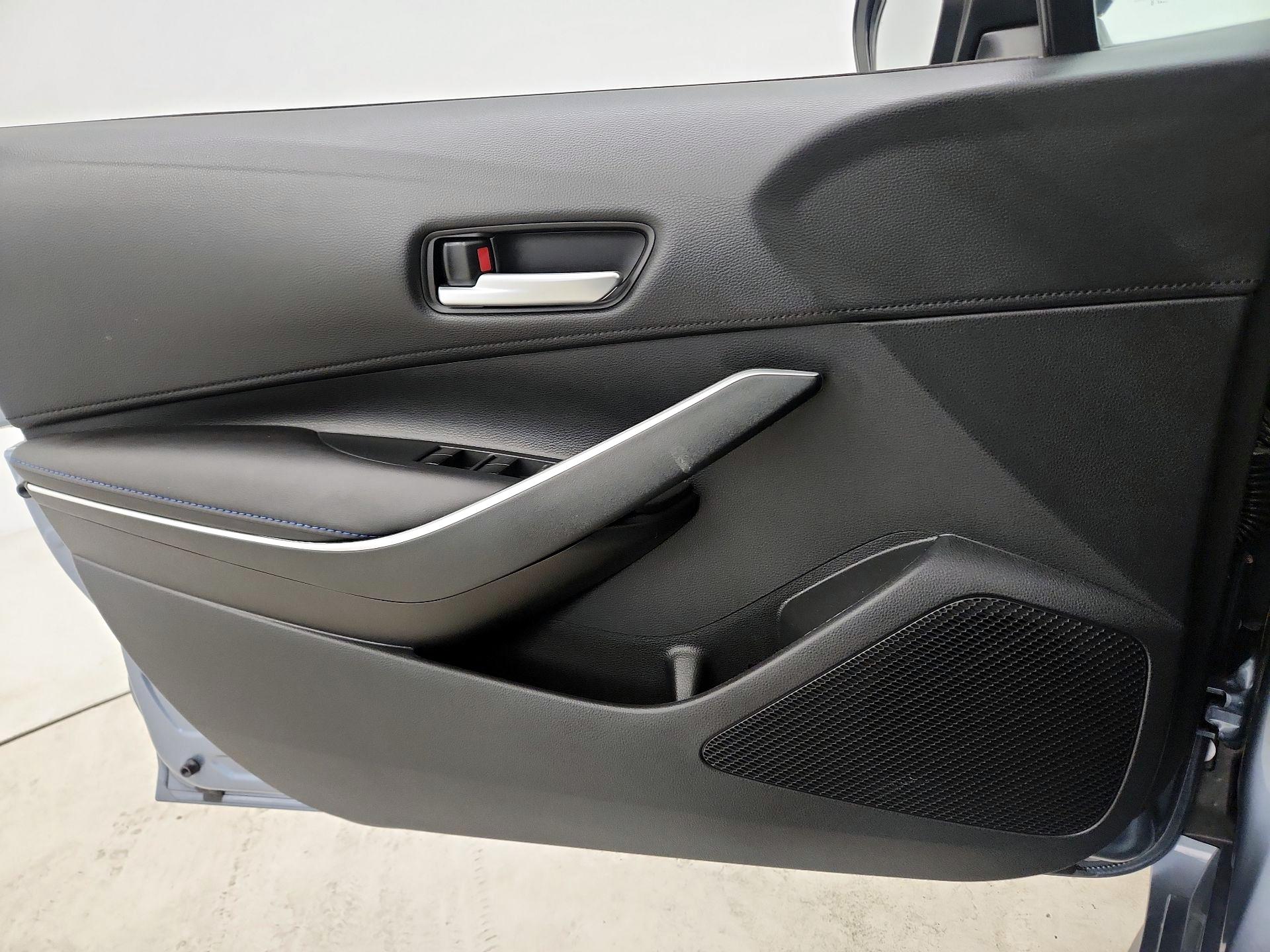 Thumbnail: 2020 Toyota Corolla - 12