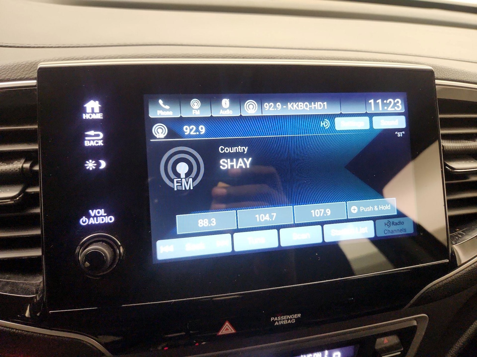 2022 Honda Pilot EX-L - Photo 16