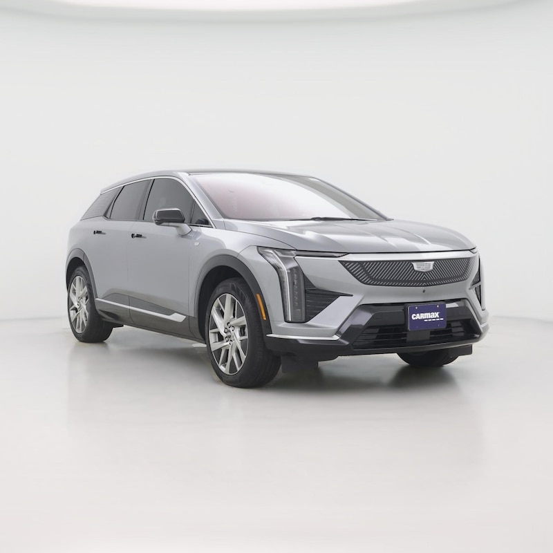 2025 Cadillac OPTIQ Luxury 1