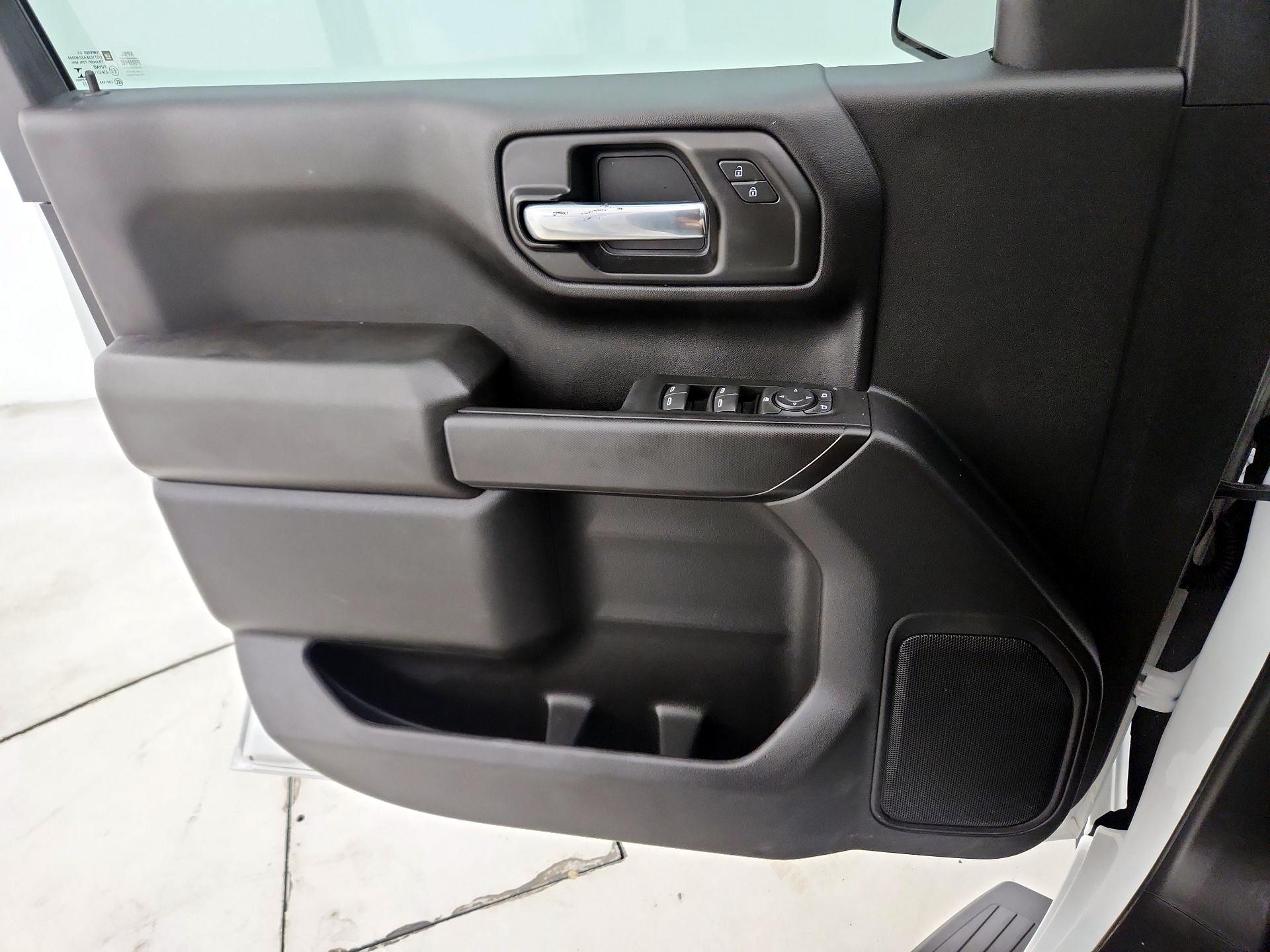 Thumbnail: 2022 Chevrolet Silverado 1500 - 12
