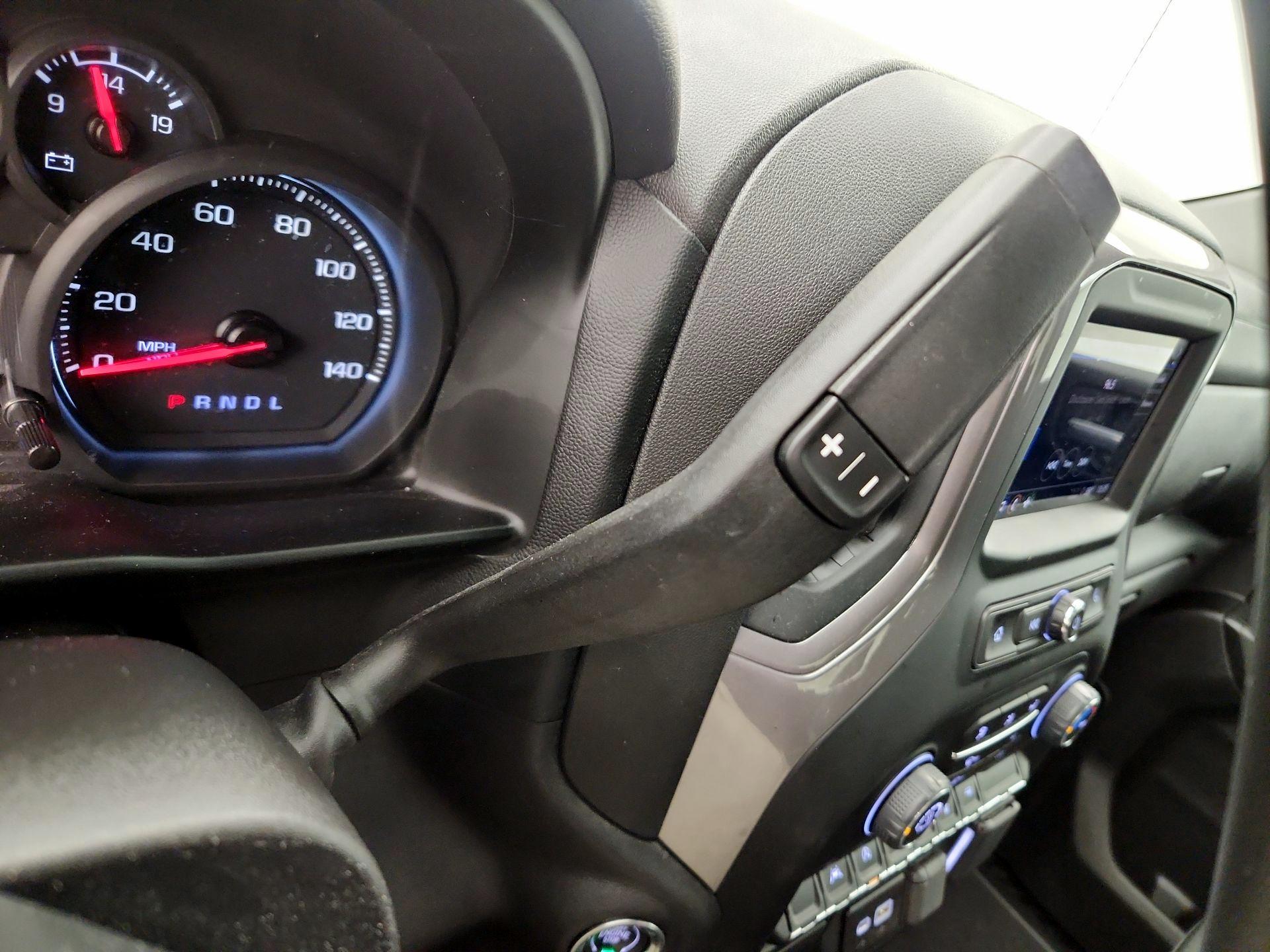 Thumbnail: 2022 Chevrolet Silverado 1500 - 17